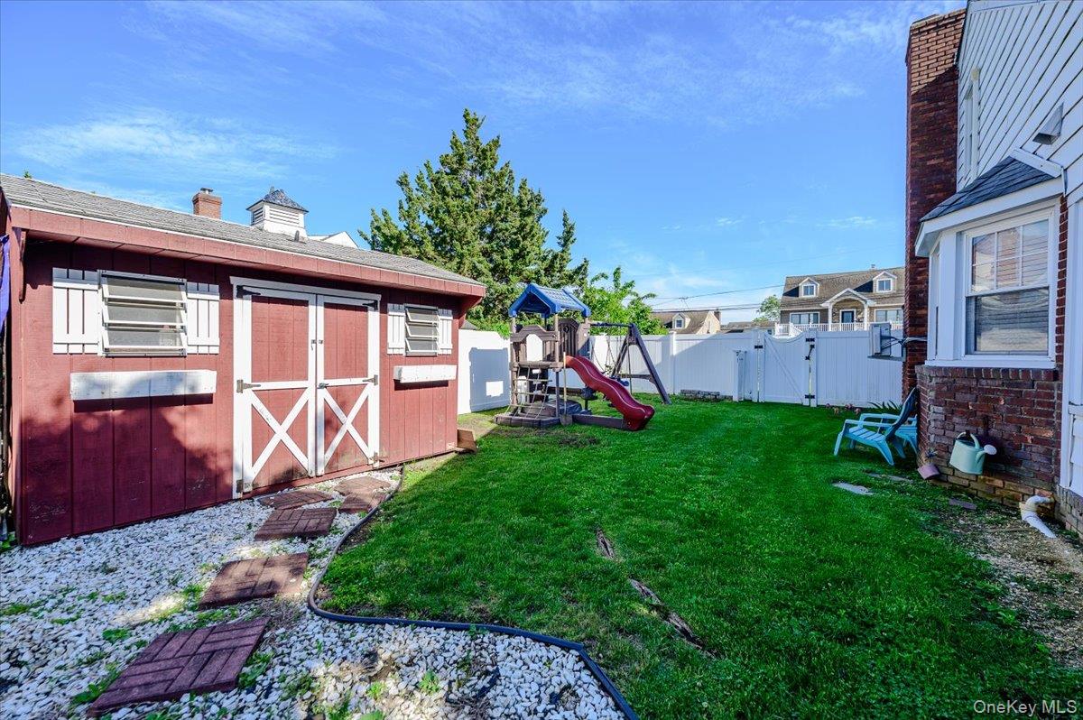 48 W 3rd Street – For Sale photo 18