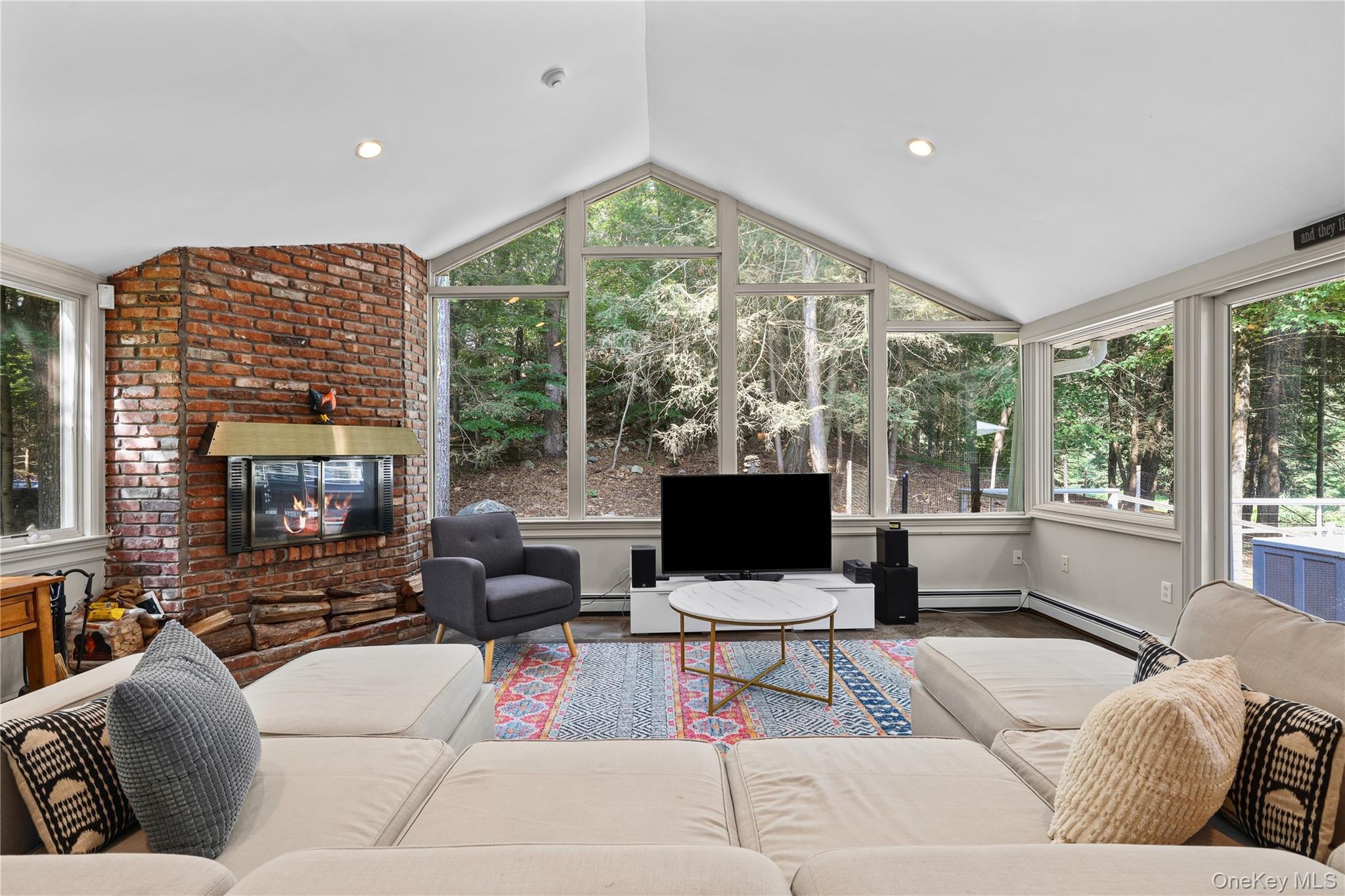 1 Sherwood Road – For Sale photo 8