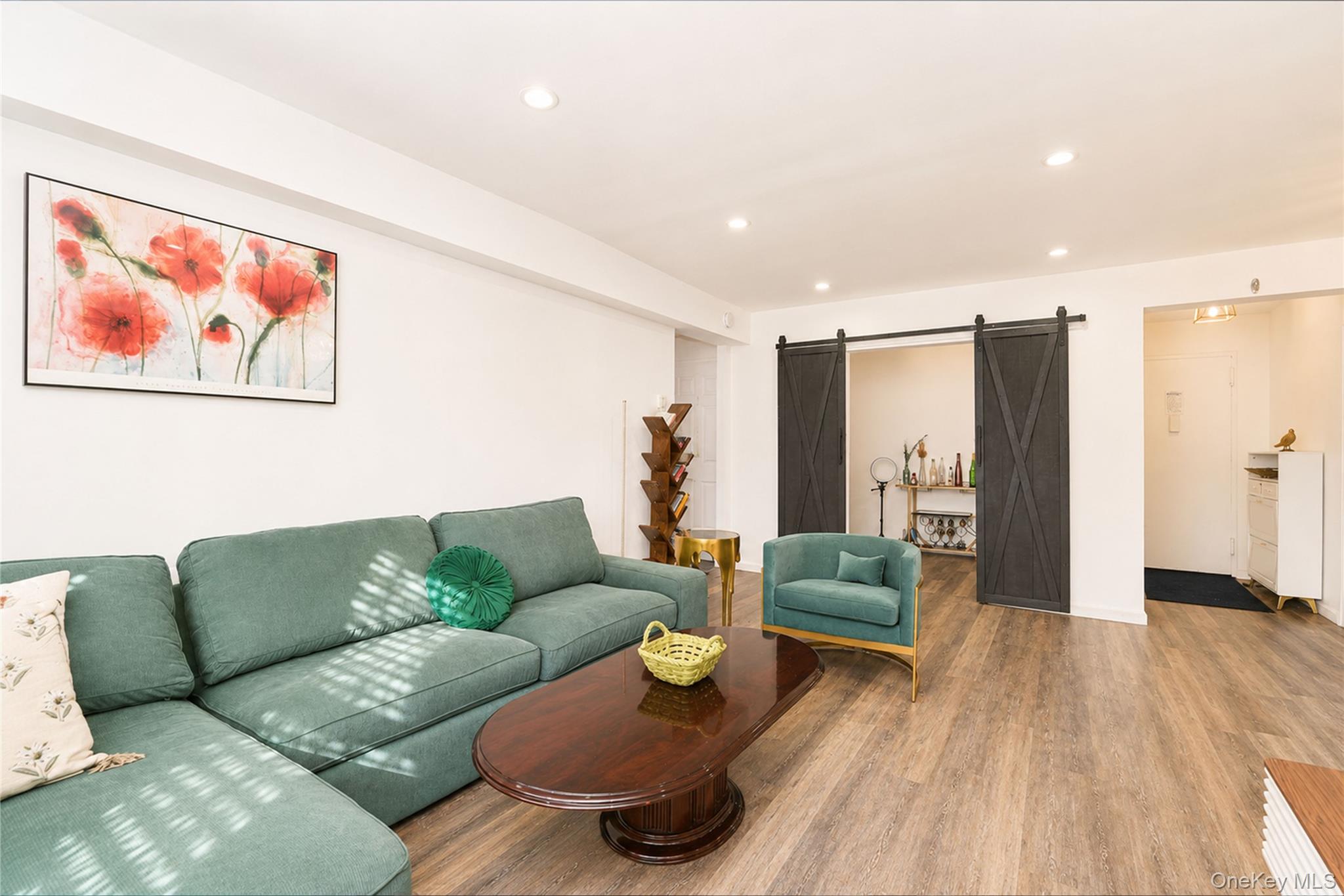 1160 Richmond Road, Unit 2F photo 12