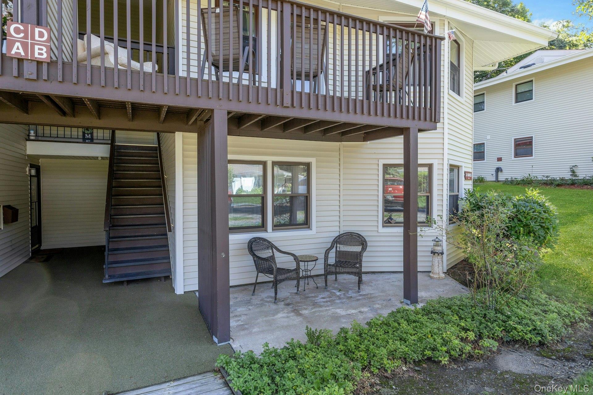 34 B Warwick Place, Unit B photo 3