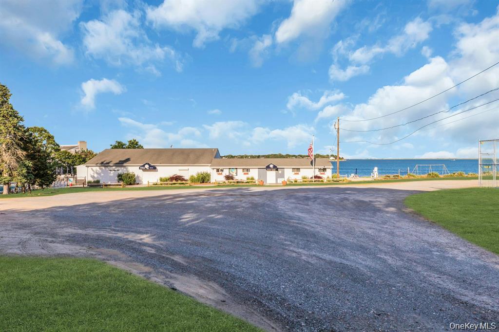 111 W Tiana Road – For Sale photo 22