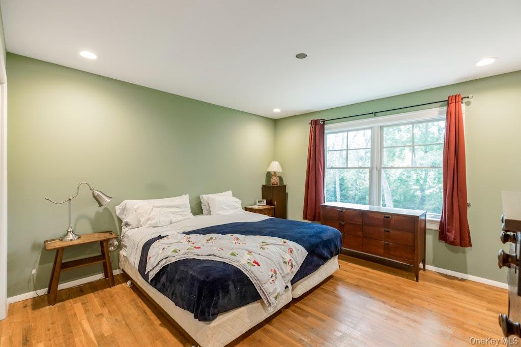 111 W Tiana Road – For Sale photo 11