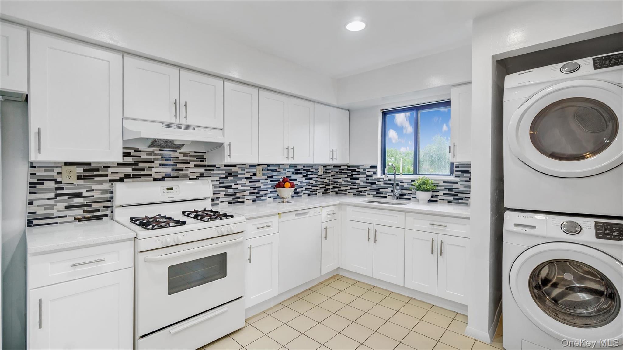 9 Harrison Avenue, Unit 2 photo 2