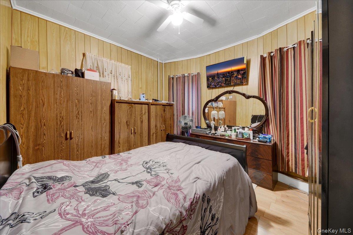 681 E 243rd Street – For Sale photo 5