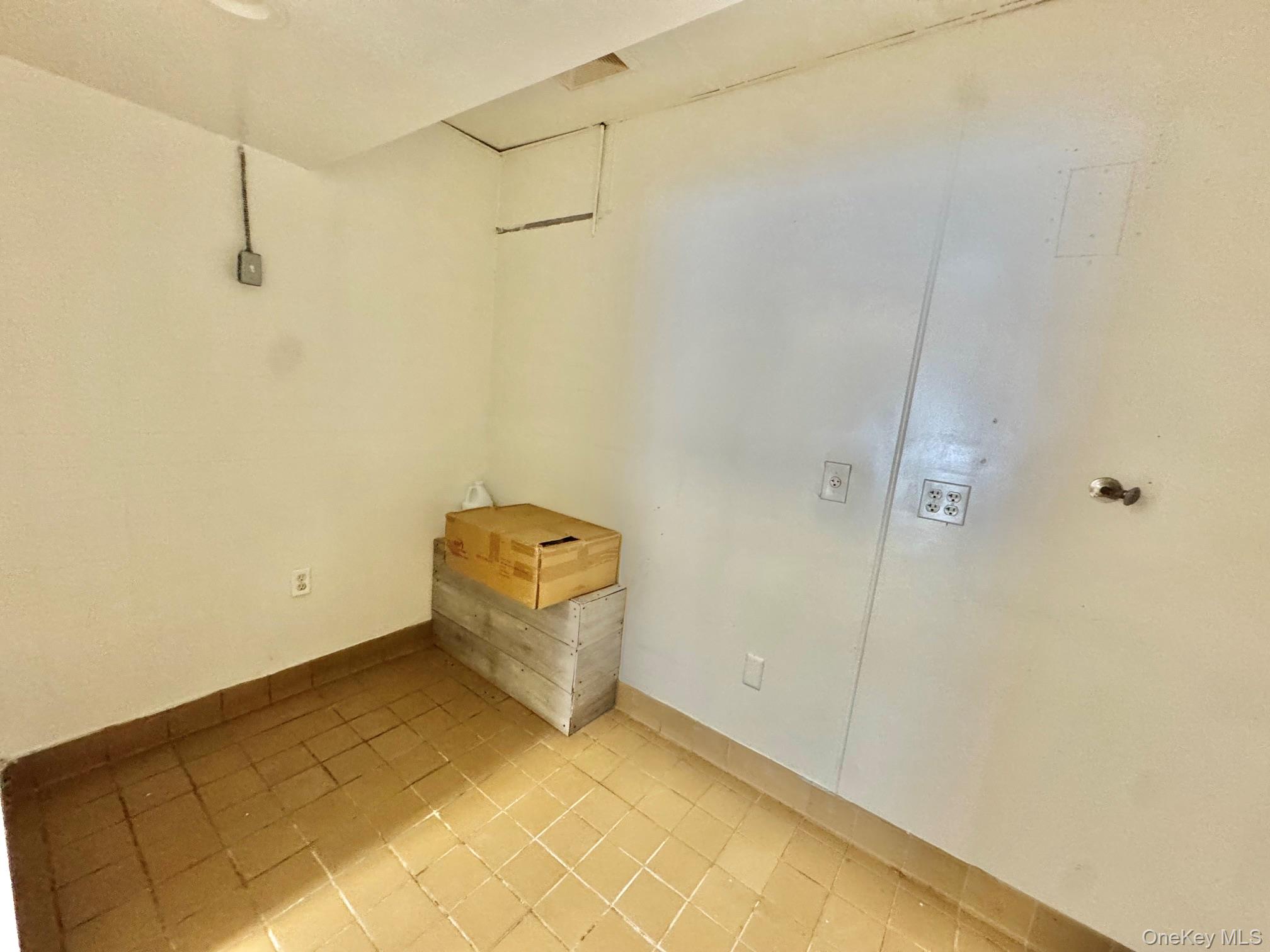 75-11 75-13 METROPOLITAN Avenue – For Sale photo 14