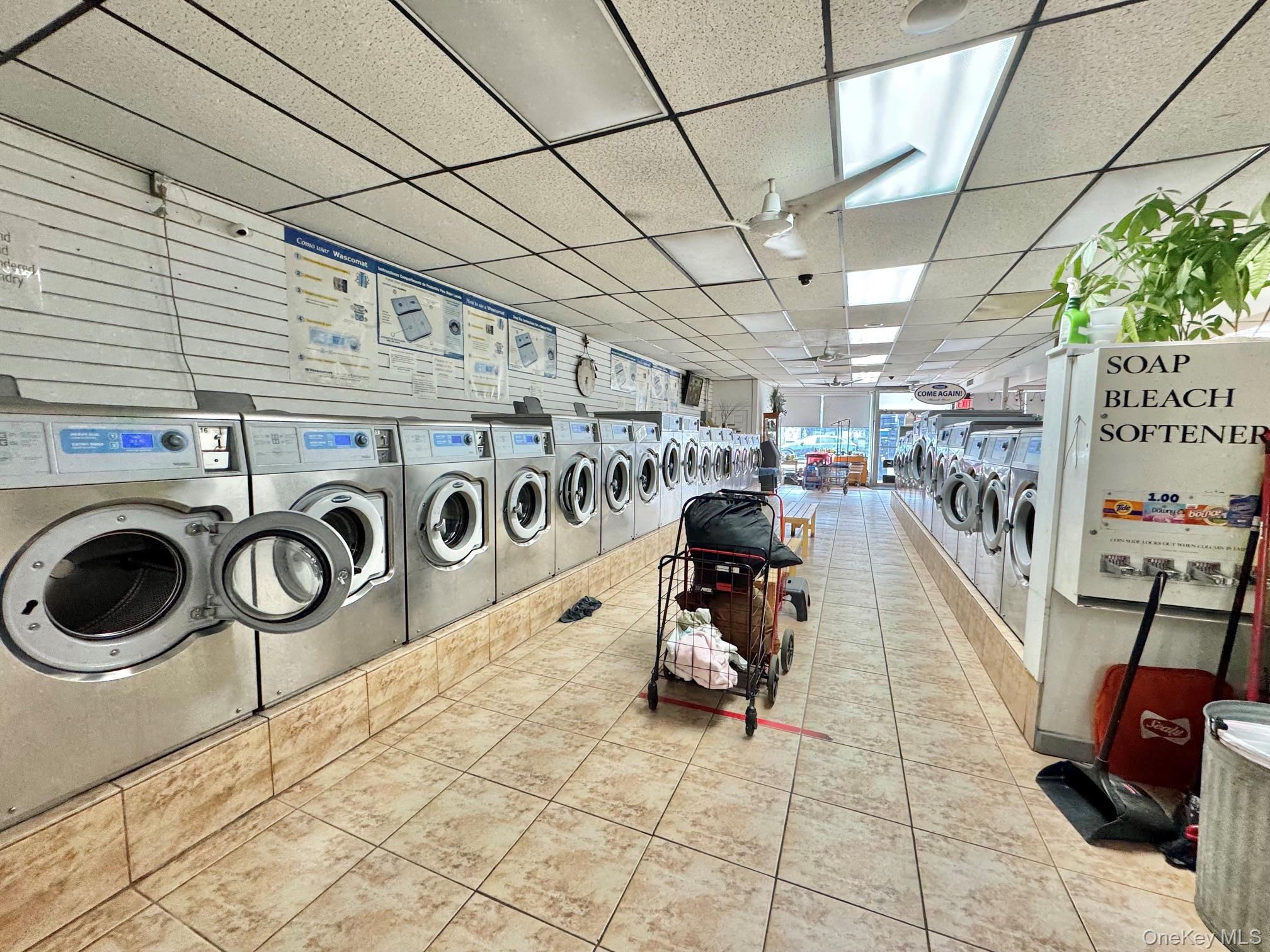 75-11 75-13 METROPOLITAN Avenue – For Sale photo 2