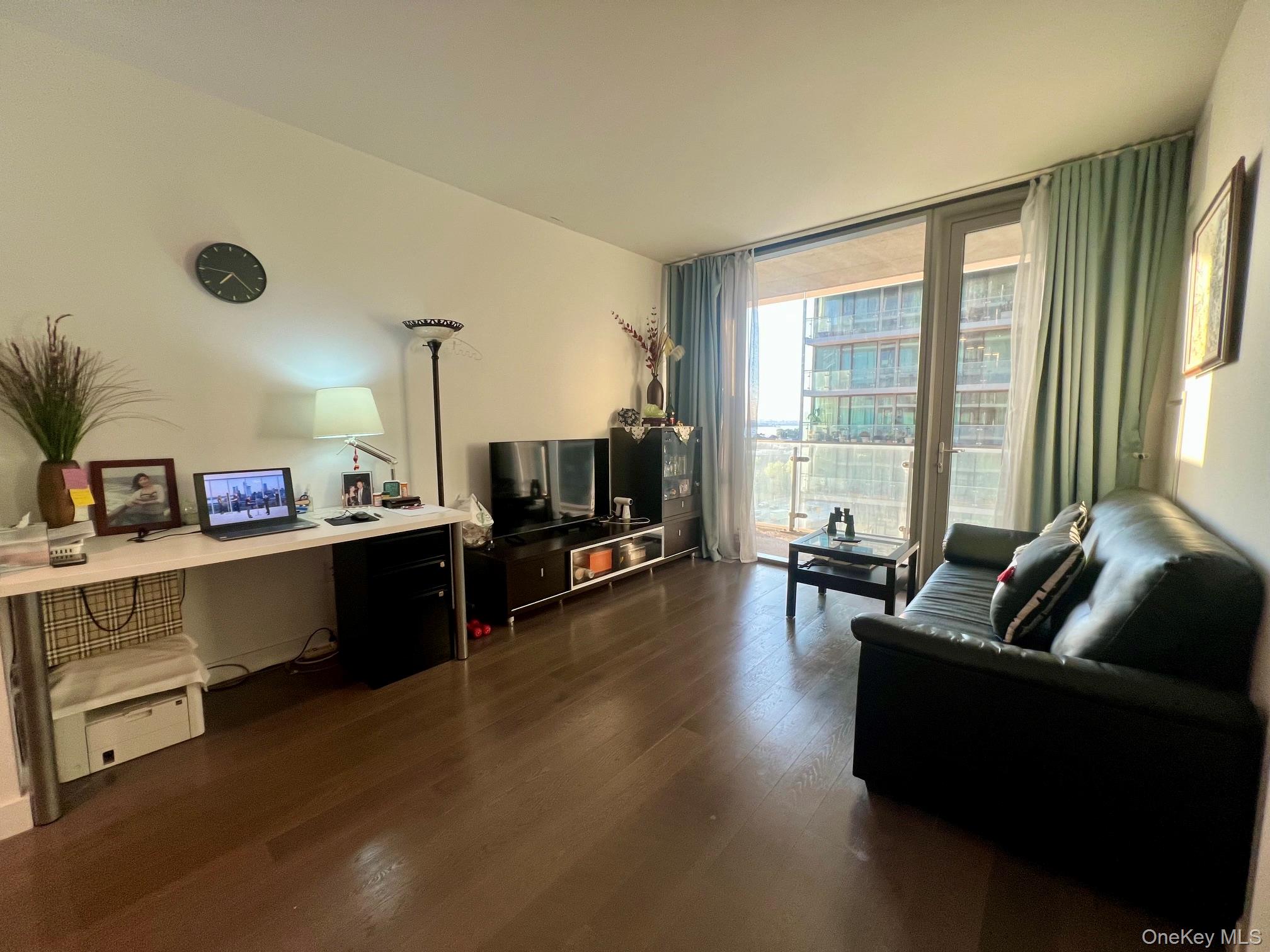 13103 40th Road, Unit 11K photo 3