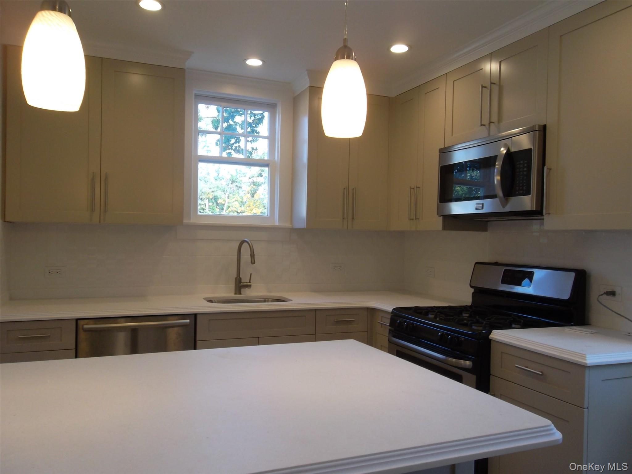 95 High Street, Unit 3 photo 9