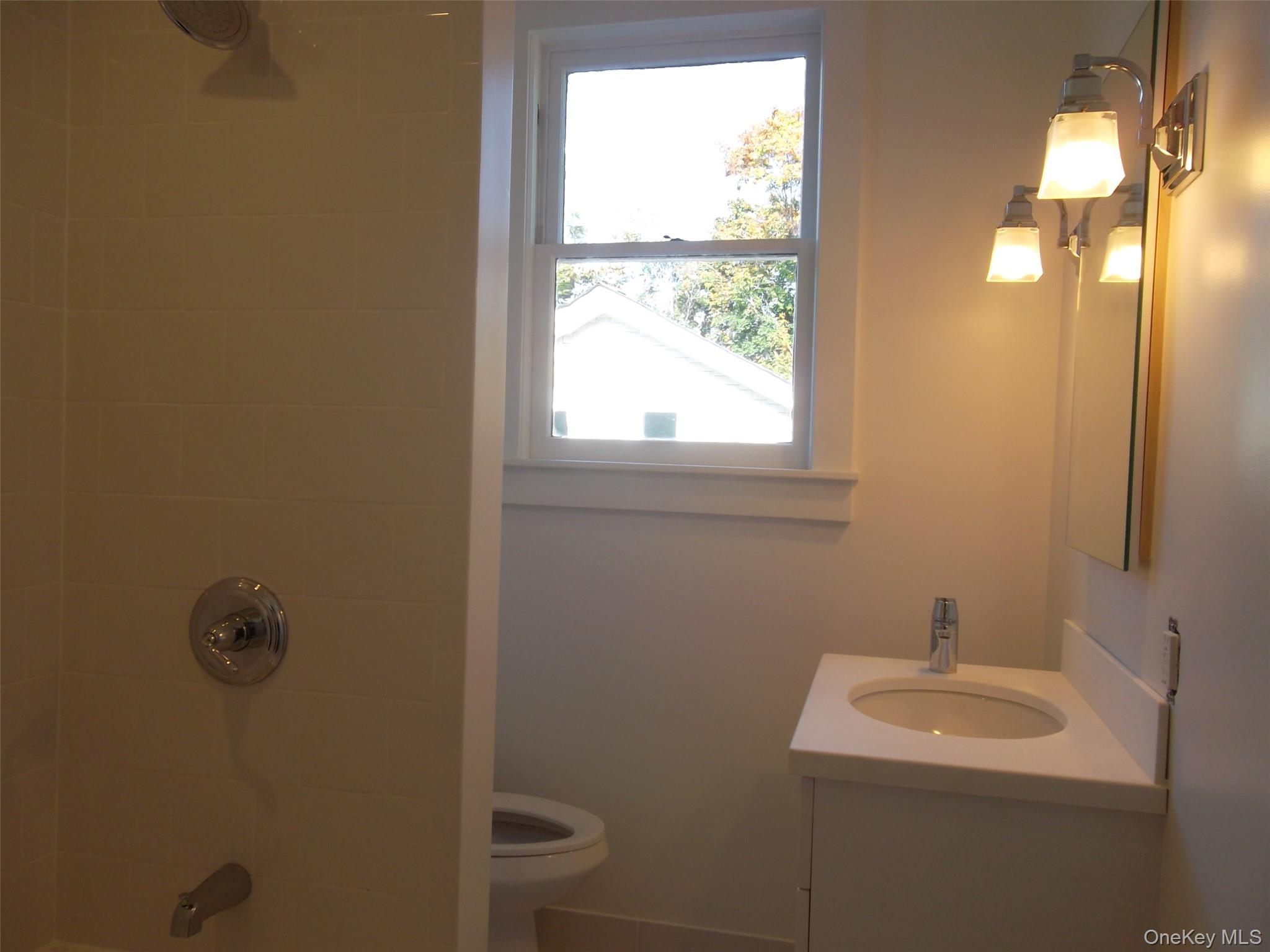 95 High Street, Unit 3 photo 10