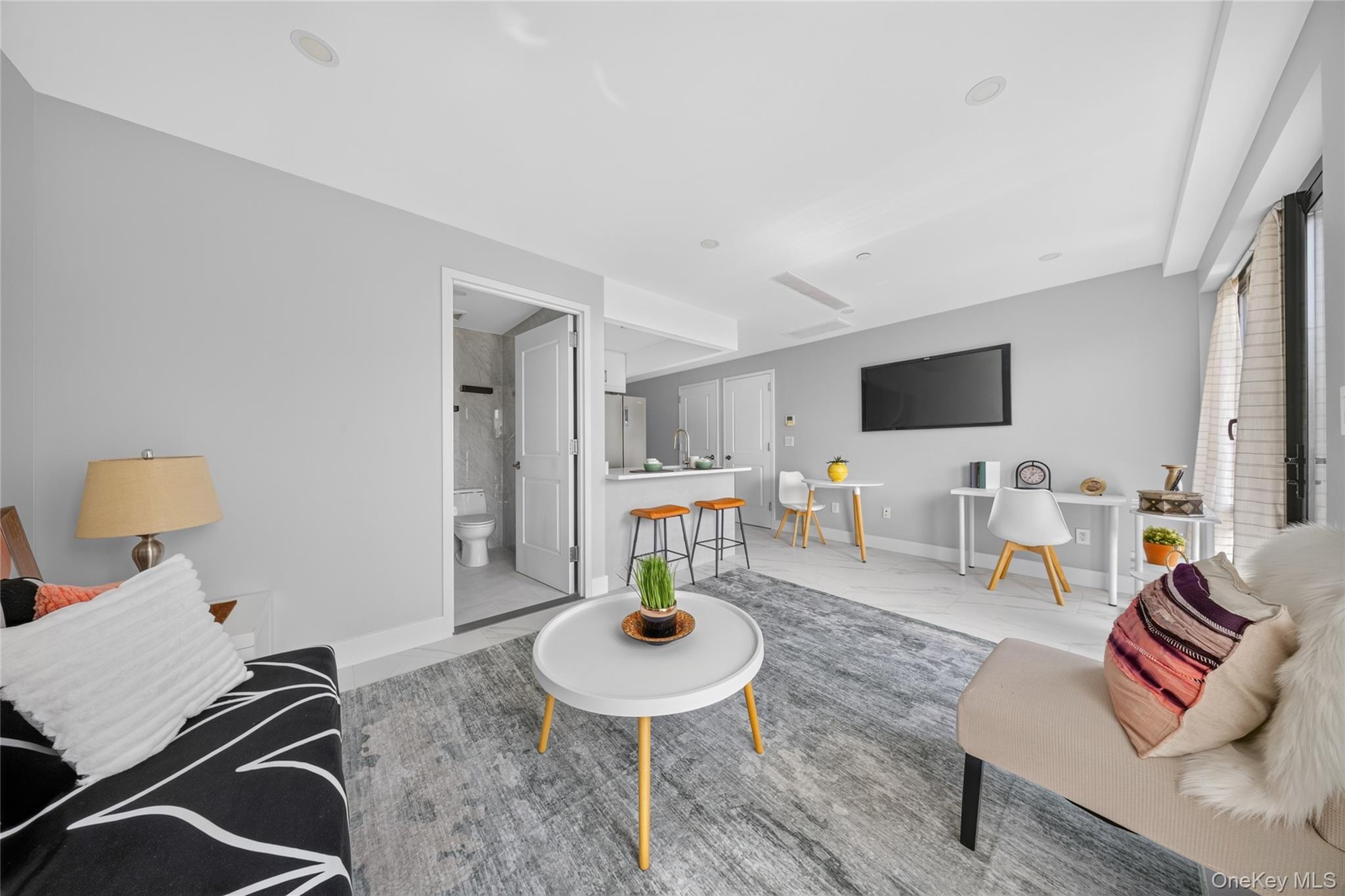 643 5th Avenue, Unit 5C photo 4