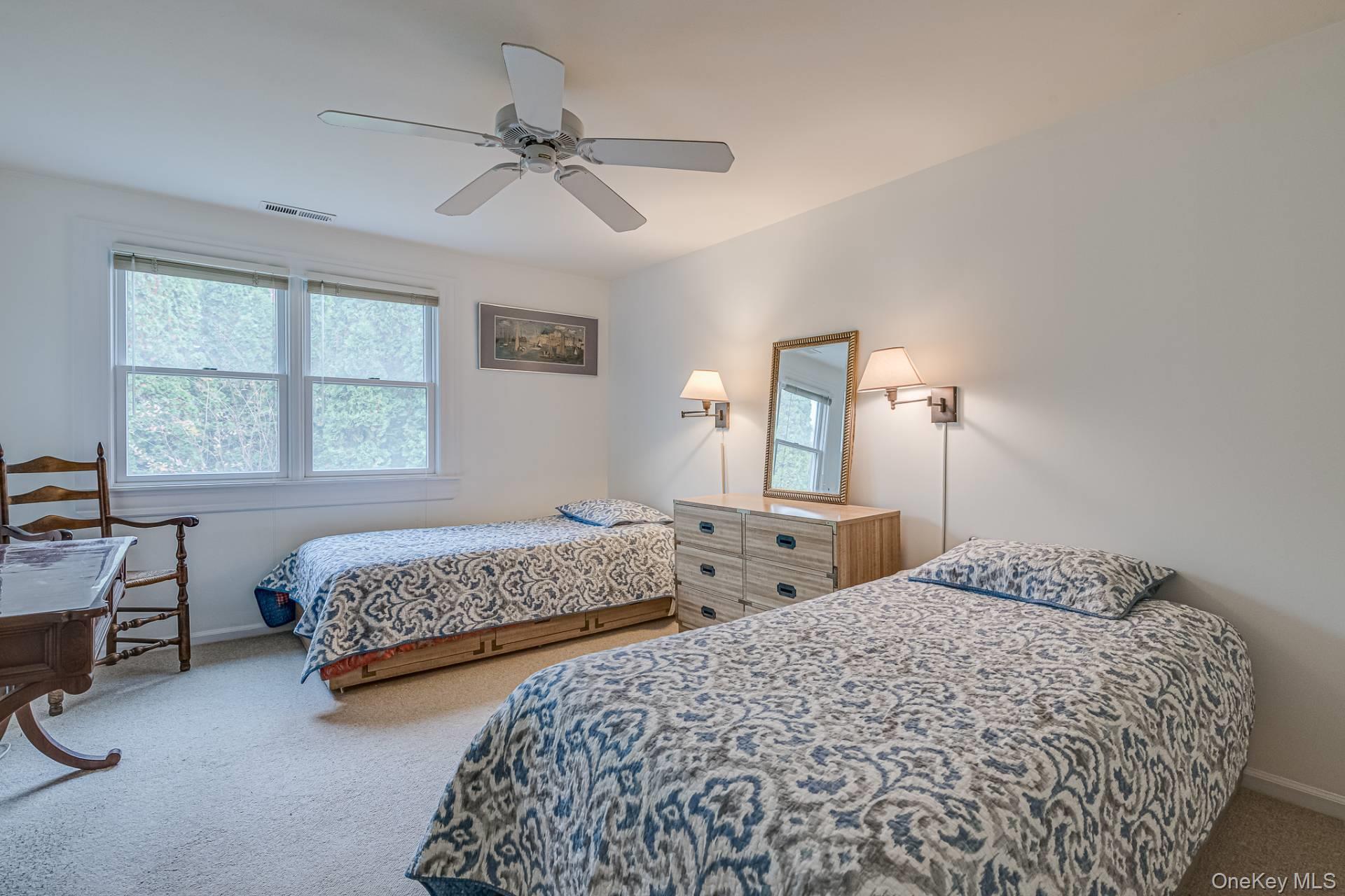 570 Hampton Road, Unit 28 photo 16