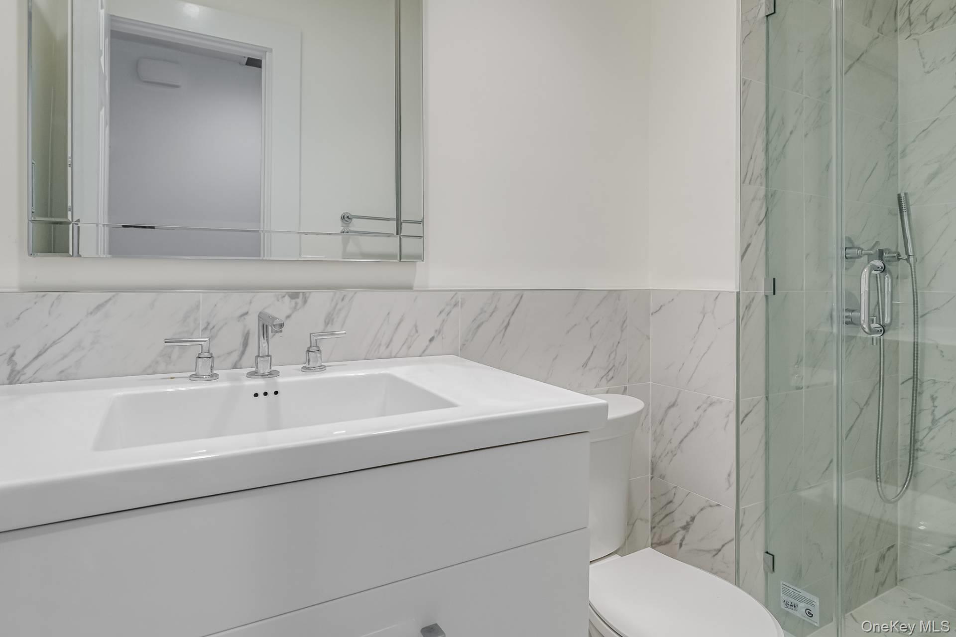570 Hampton Road, Unit 28 photo 12