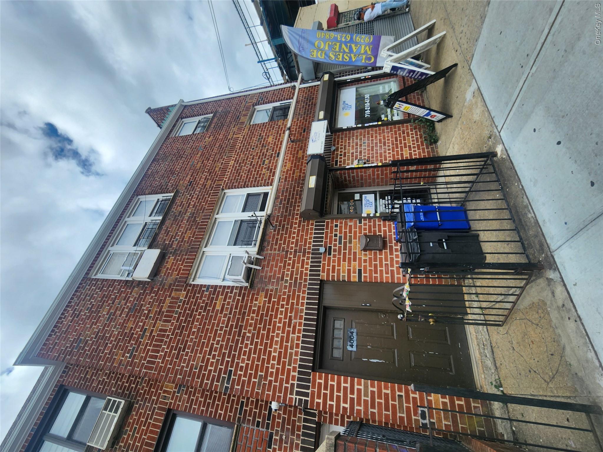4004 98th Street – For Sale