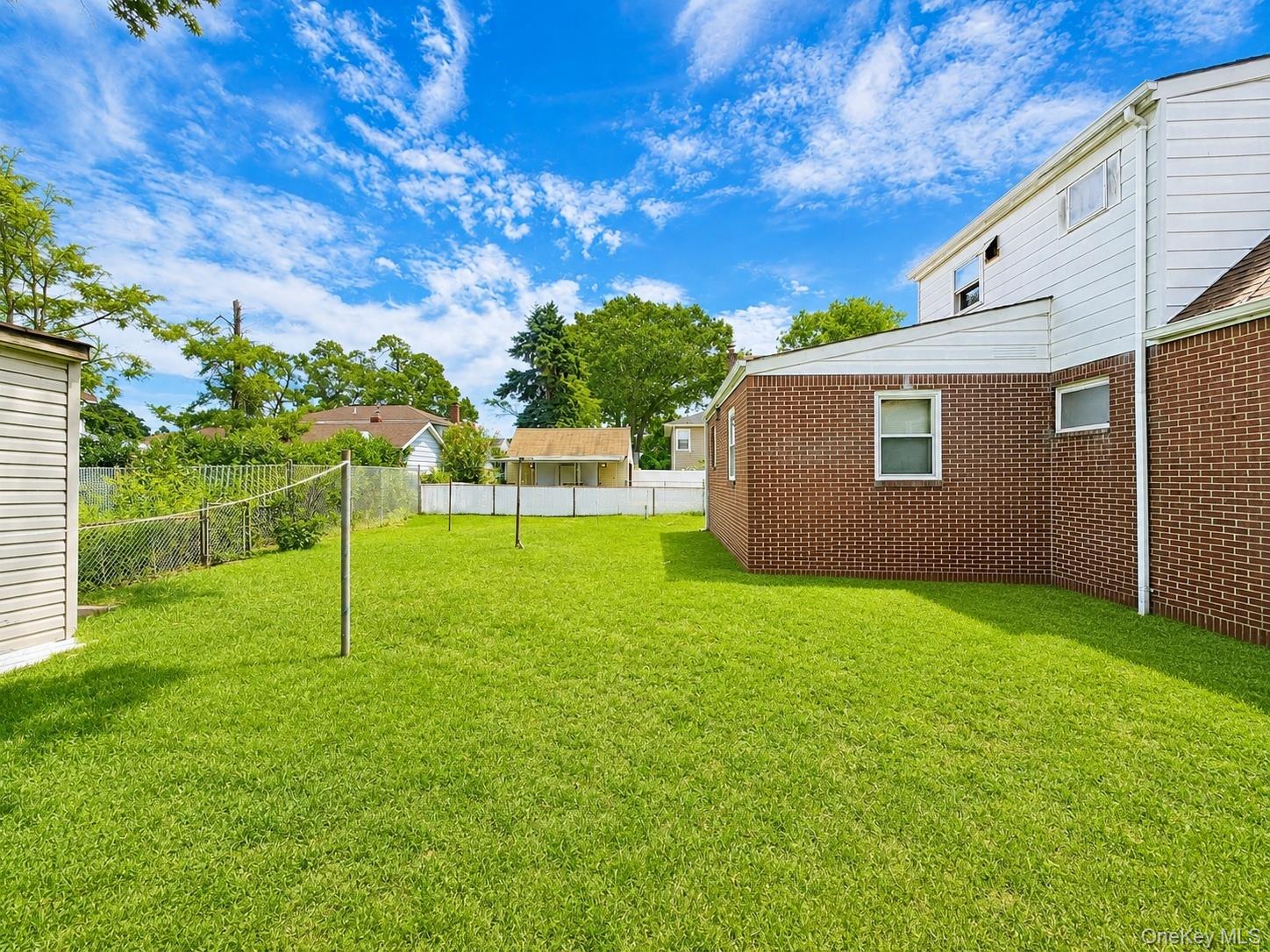 325 W Valley Stream Boulevard – For Sale photo 31