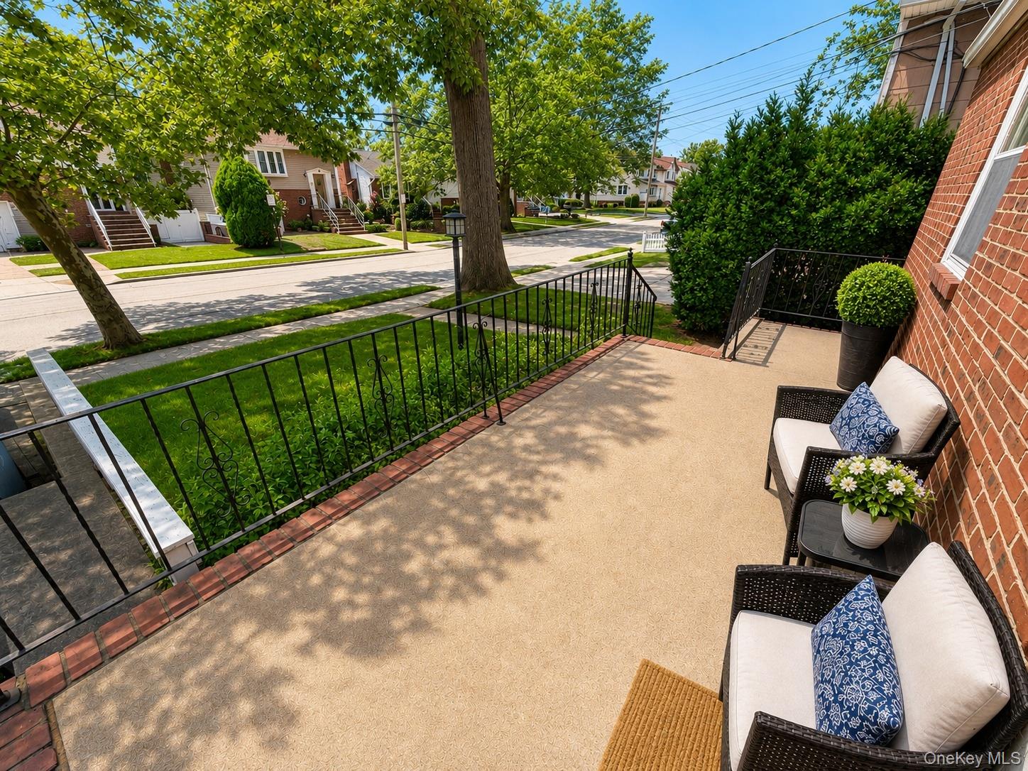 325 W Valley Stream Boulevard – For Sale photo 14