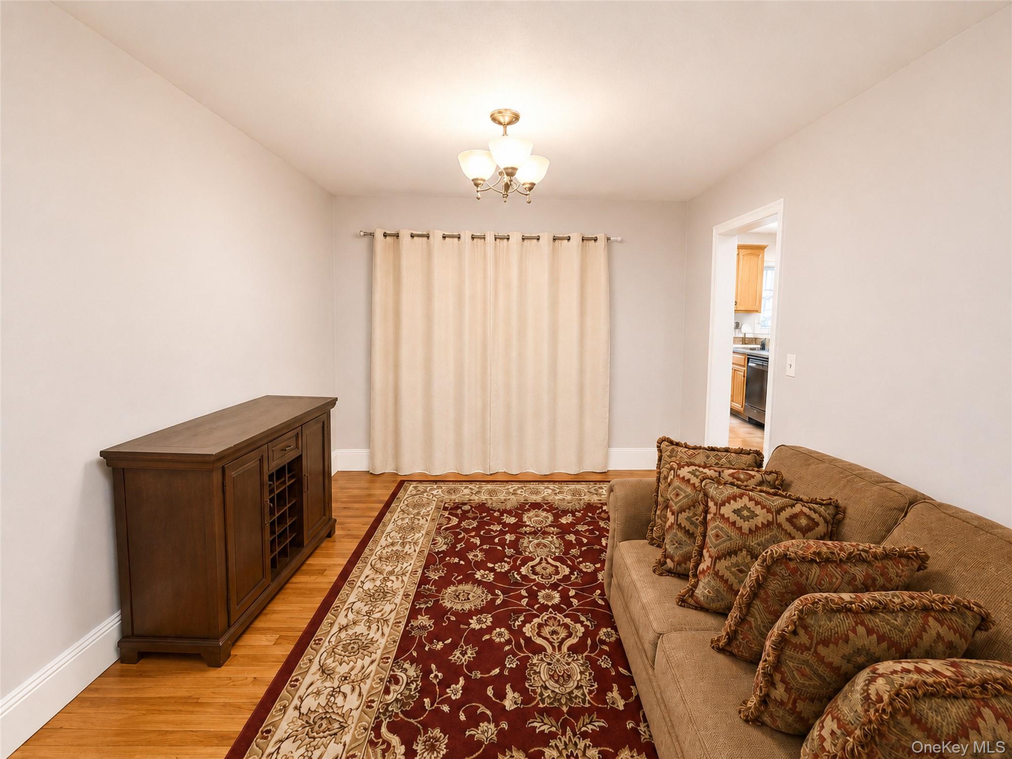 325 W Valley Stream Boulevard – For Sale photo 6
