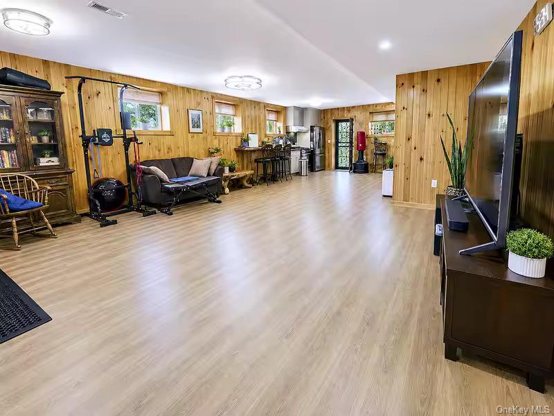 47-18 163RD Place – For Sale photo 21