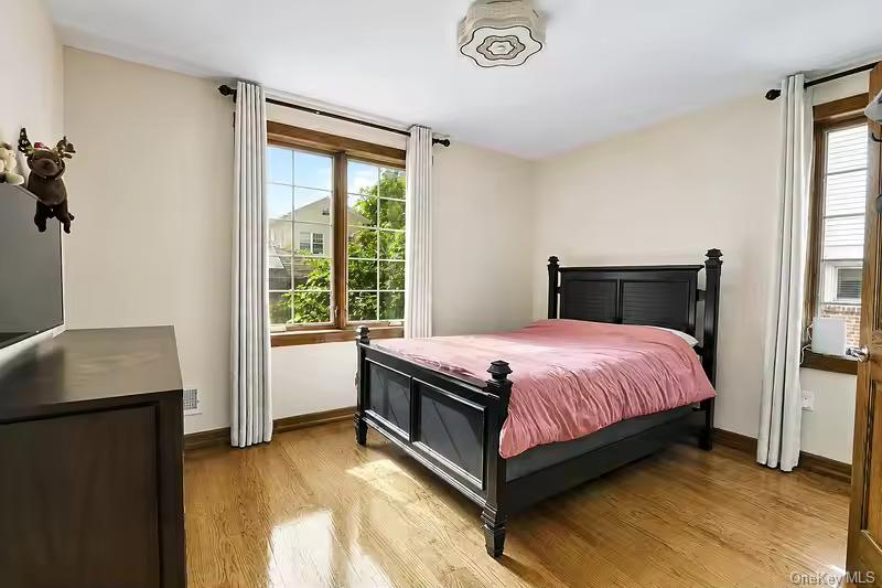 47-18 163RD Place – For Sale photo 12