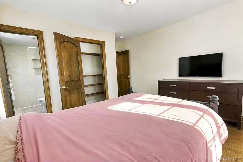47-18 163RD Place – For Sale photo 13