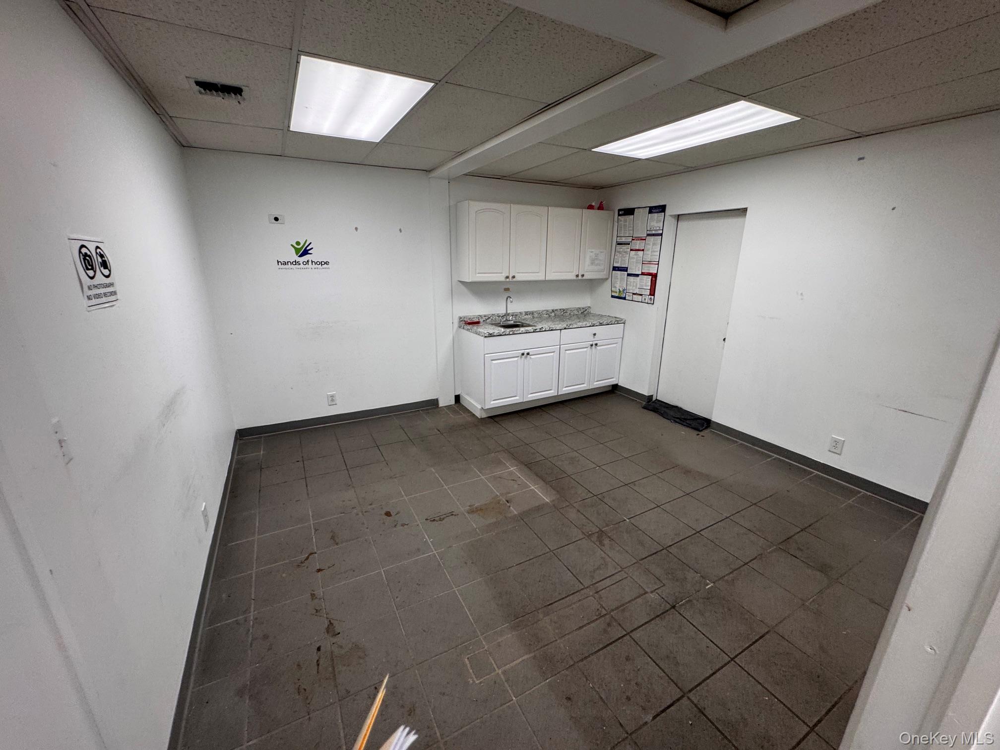 8620 Jamaica Avenue – For Rent photo 6