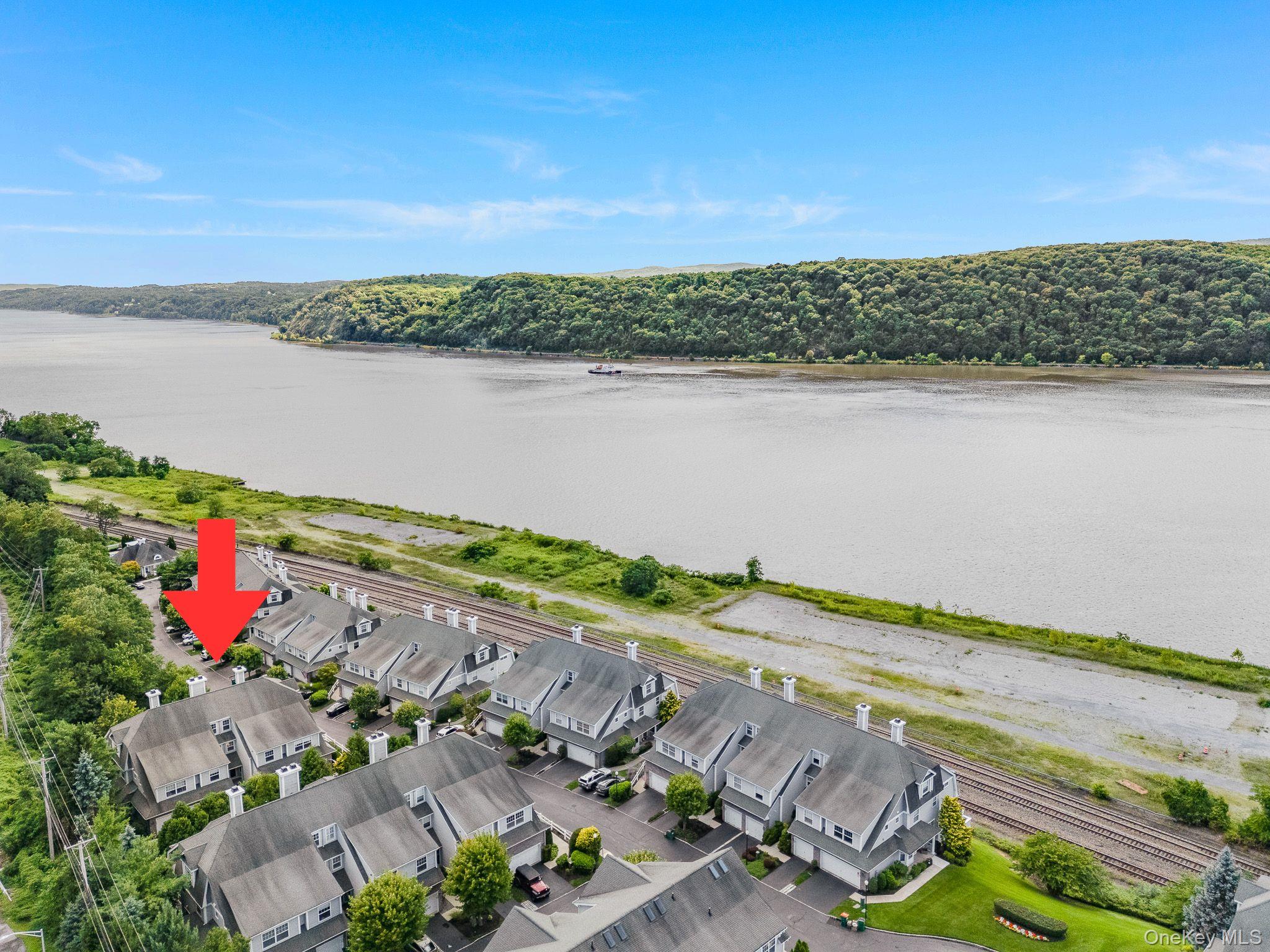 504 Southview Drive – For Sale