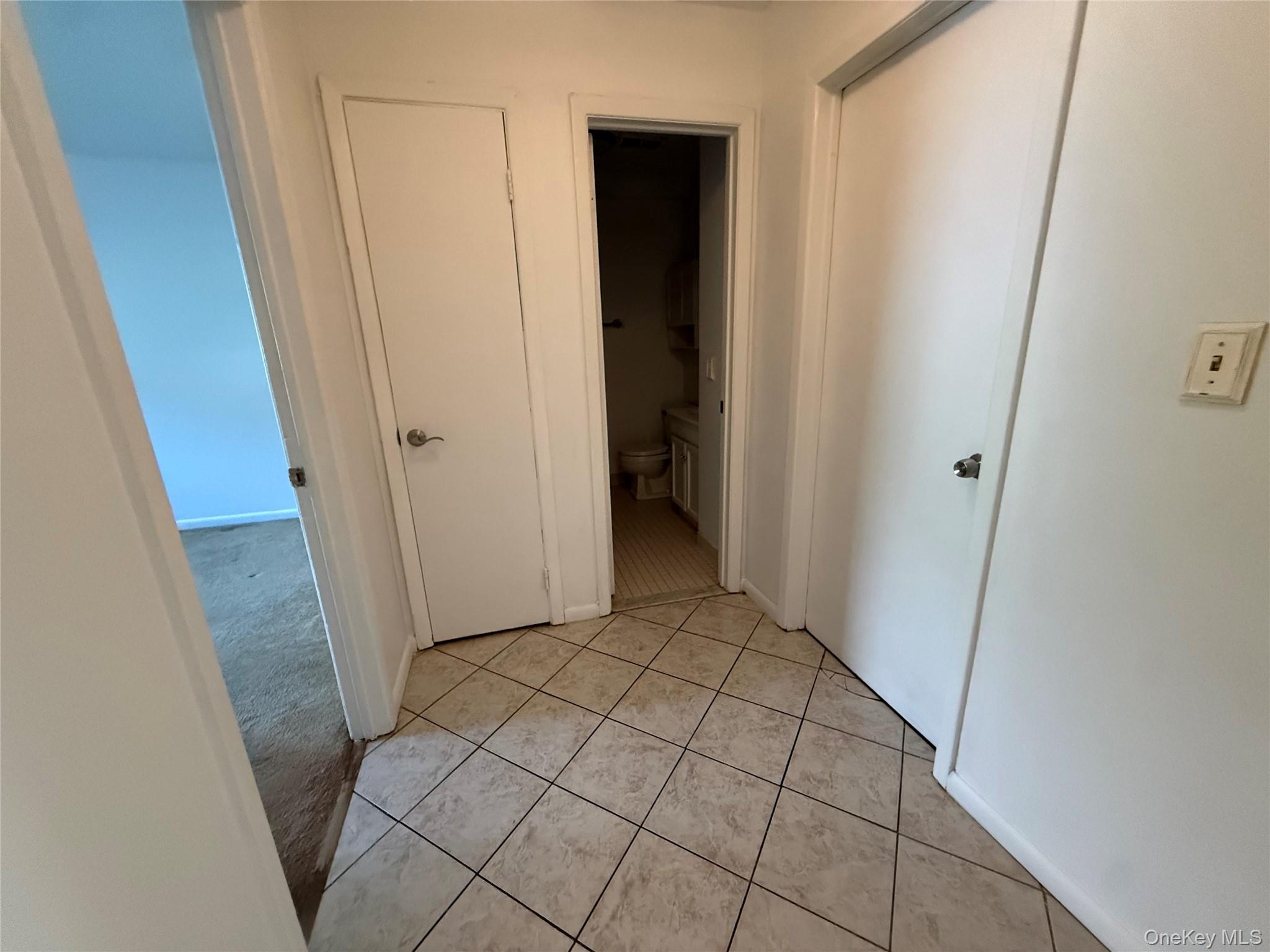 26 Cooper Road, Unit 810 photo 12