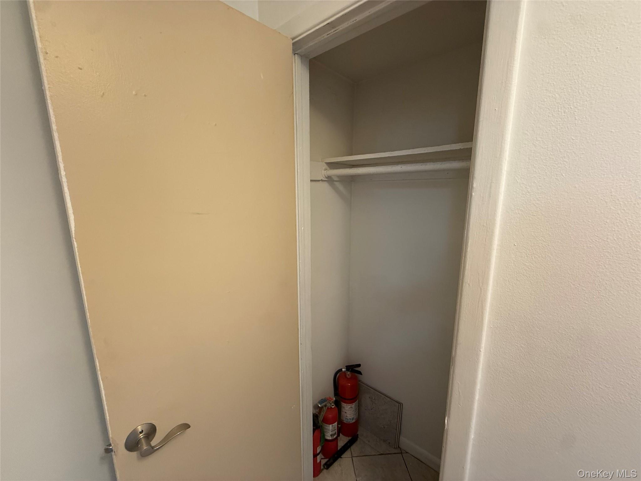 26 Cooper Road, Unit 810 photo 20