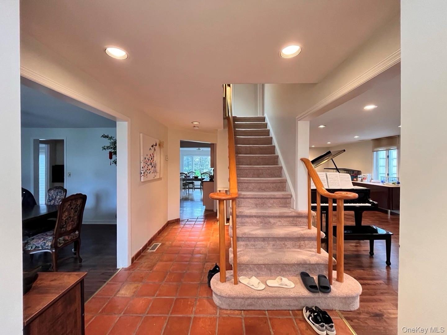 26 Polo Field Lane – For Sale photo 3