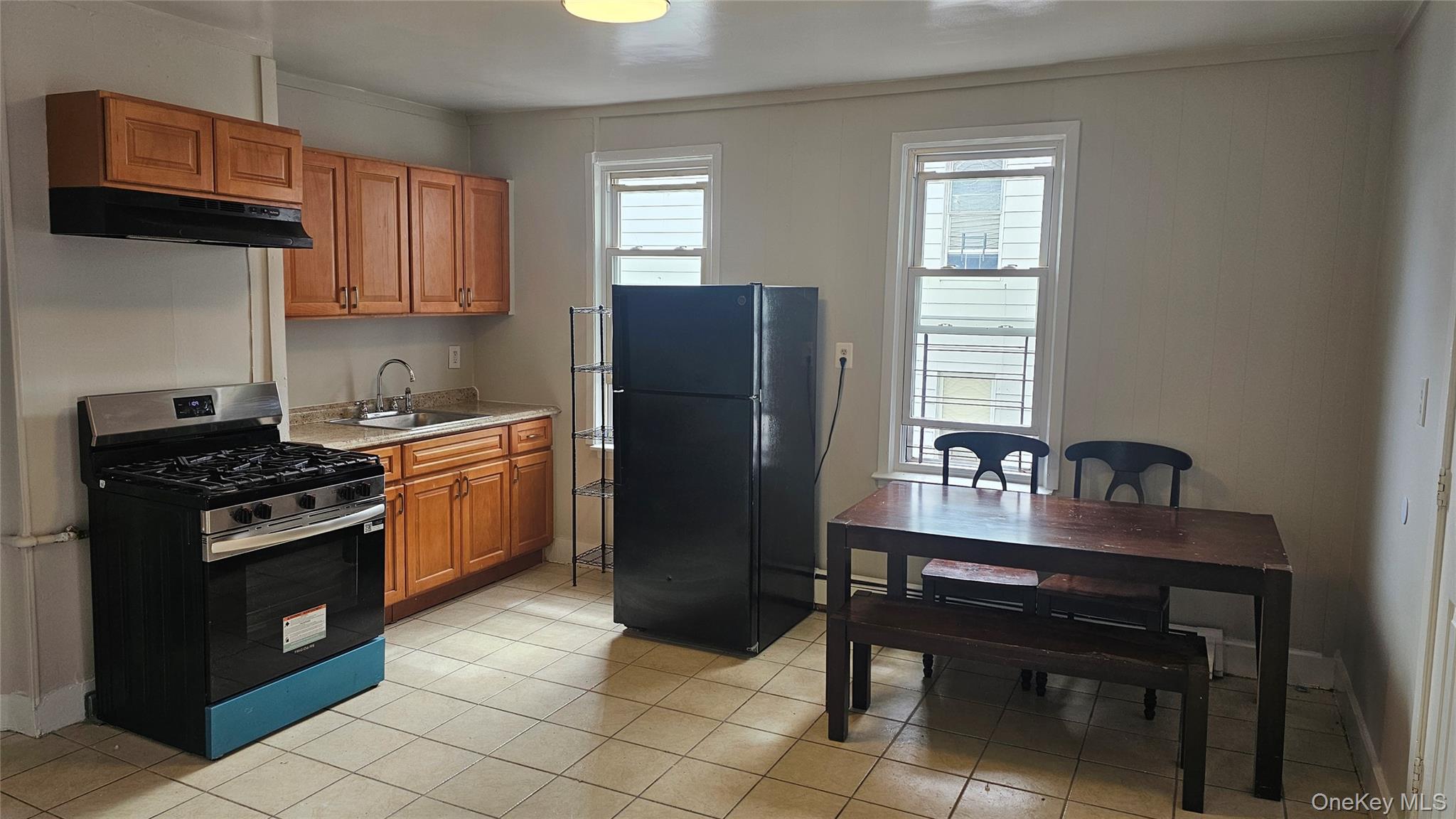 52 Chestnut Street, Unit 2