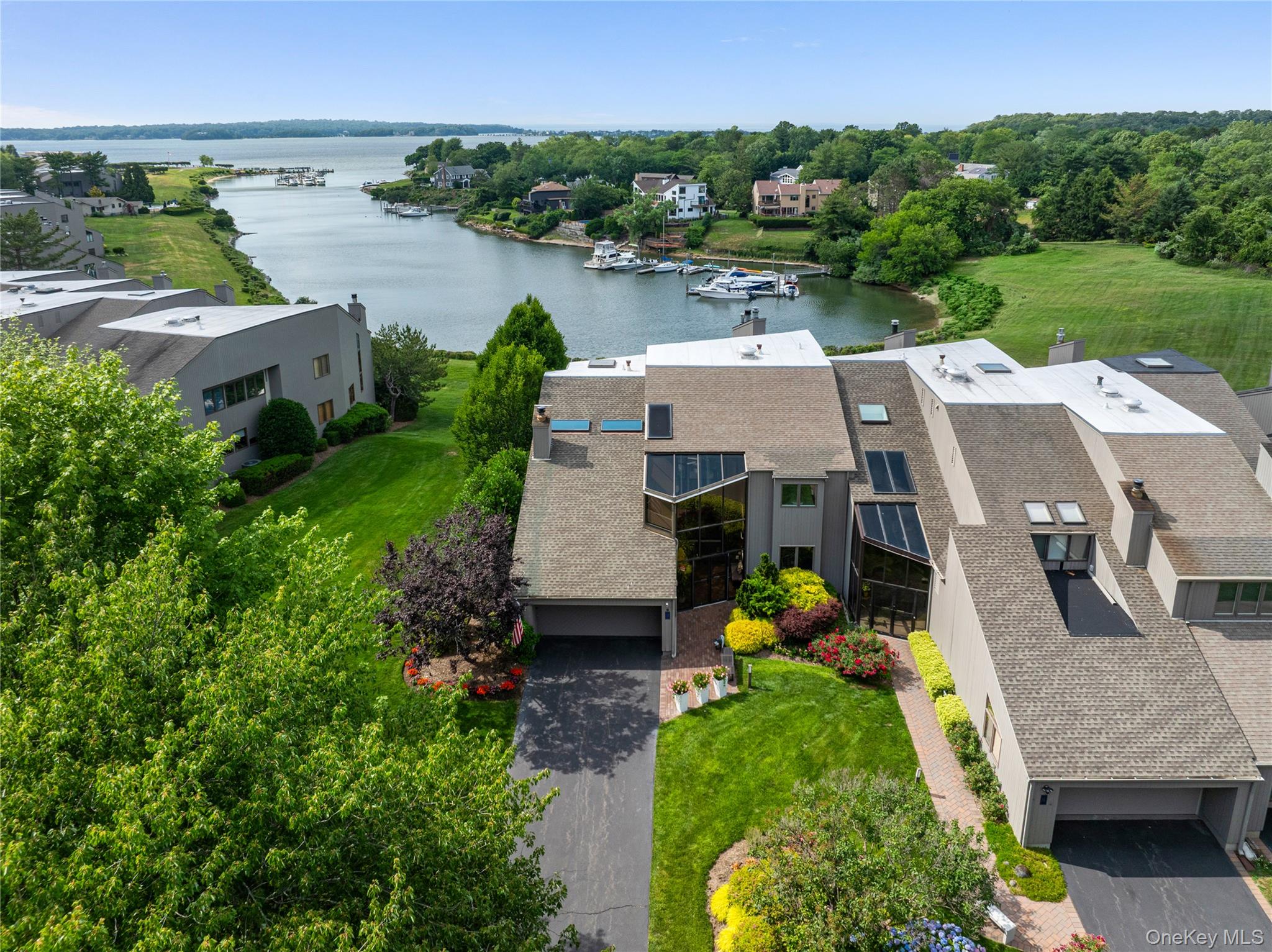 15 Harbour Point Drive – For Sale photo 2