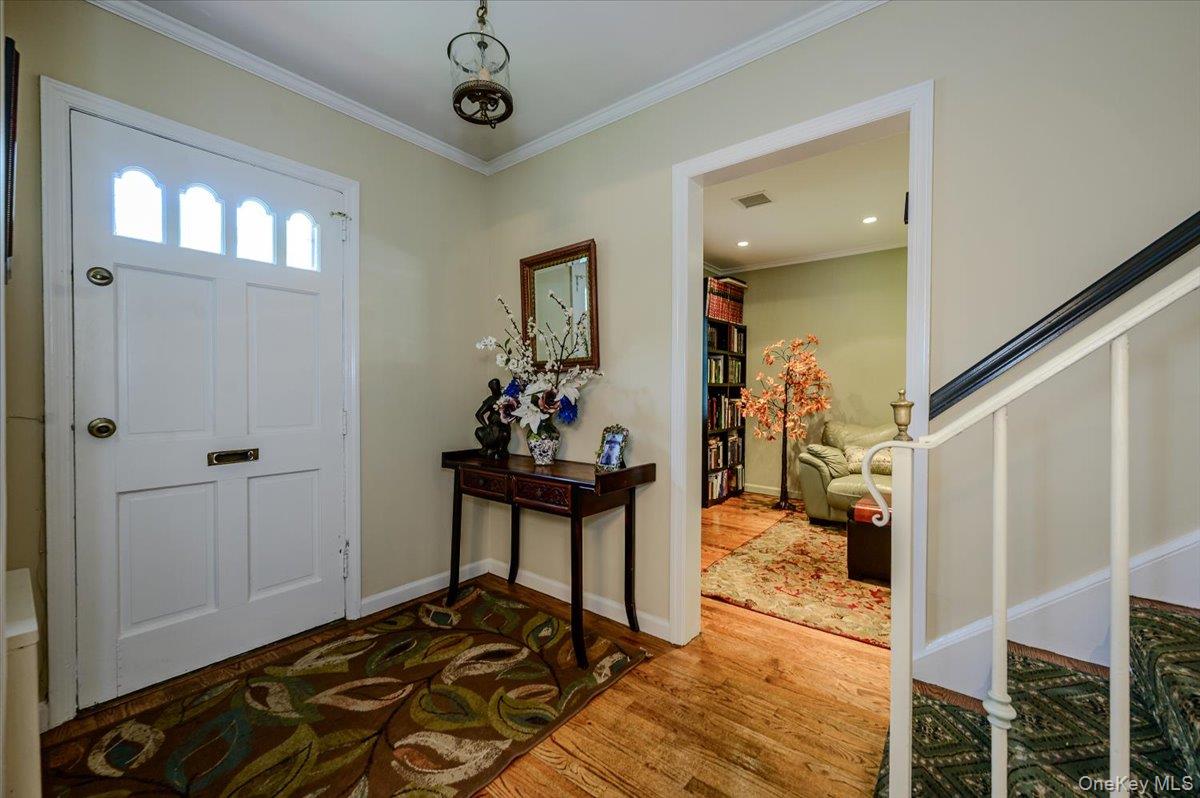 928 Northfield Road – For Sale photo 3