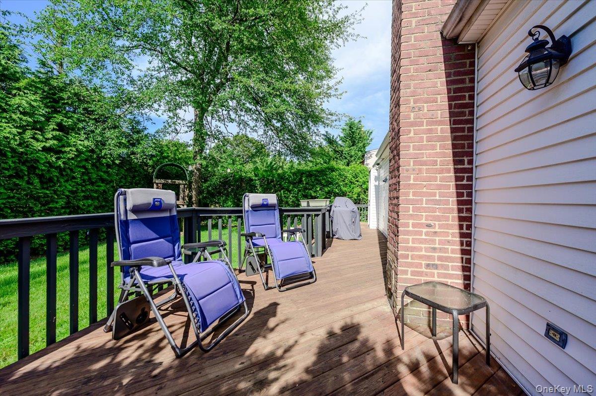 928 Northfield Road – For Sale photo 22