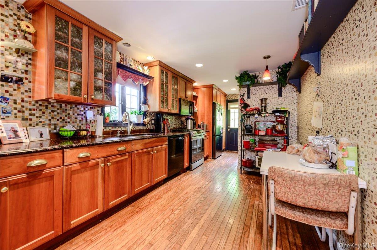 928 Northfield Road – For Sale photo 11
