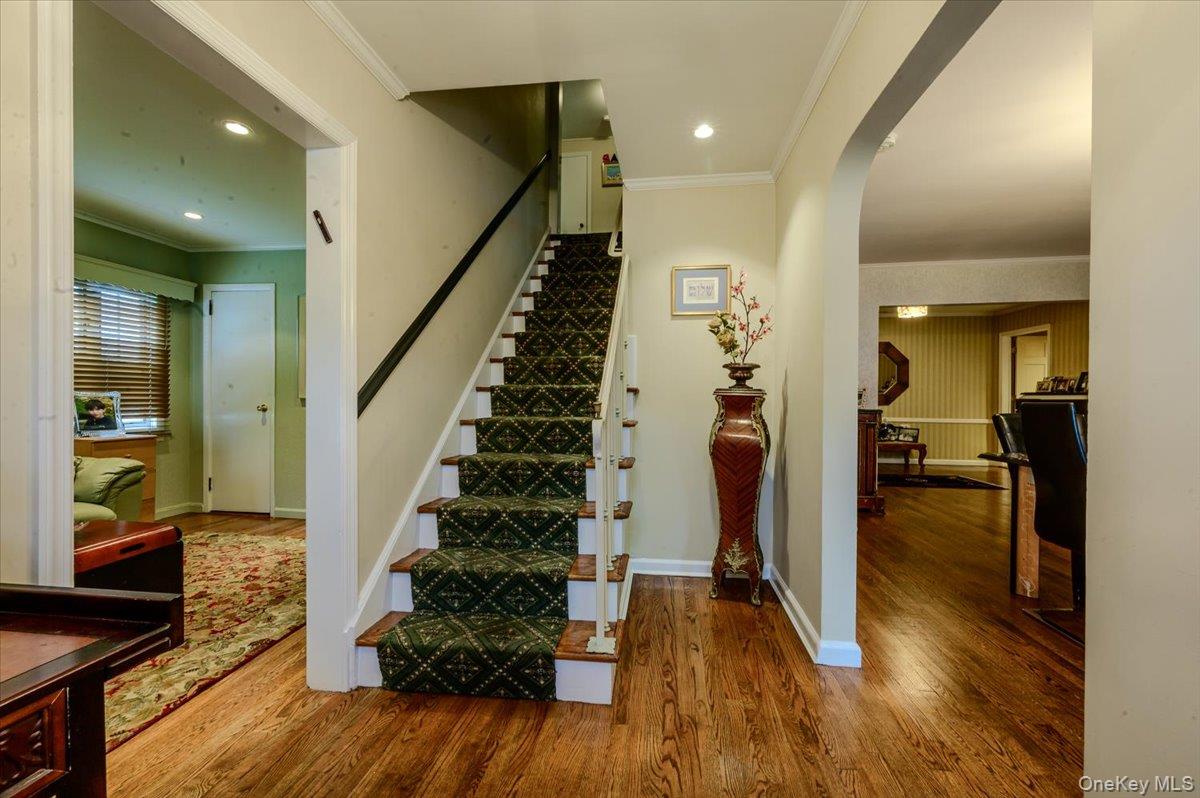 928 Northfield Road – For Sale photo 2