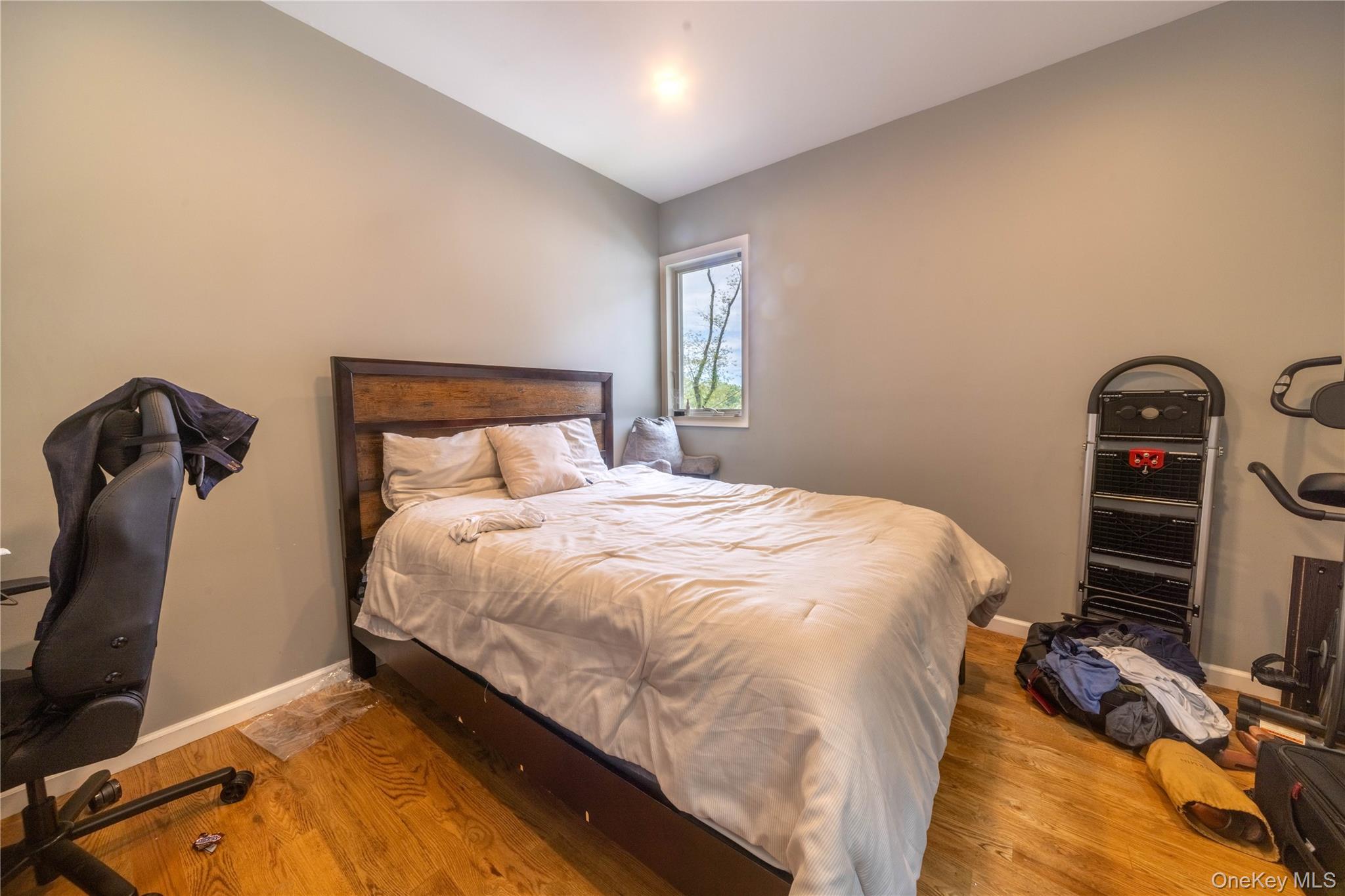 210 Abbott Avenue – For Sale photo 7