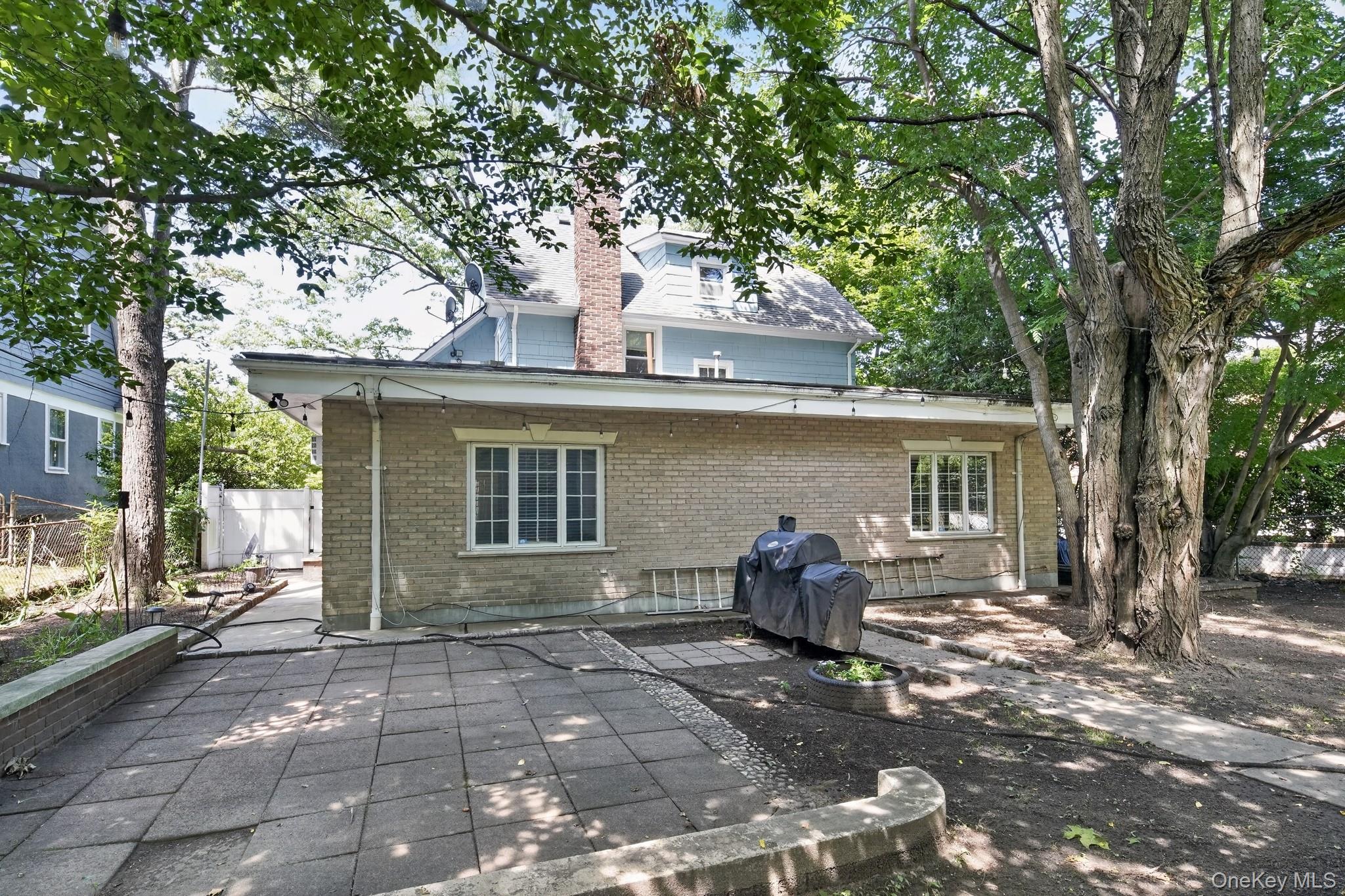 24640 Alameda Avenue – For Sale photo 32