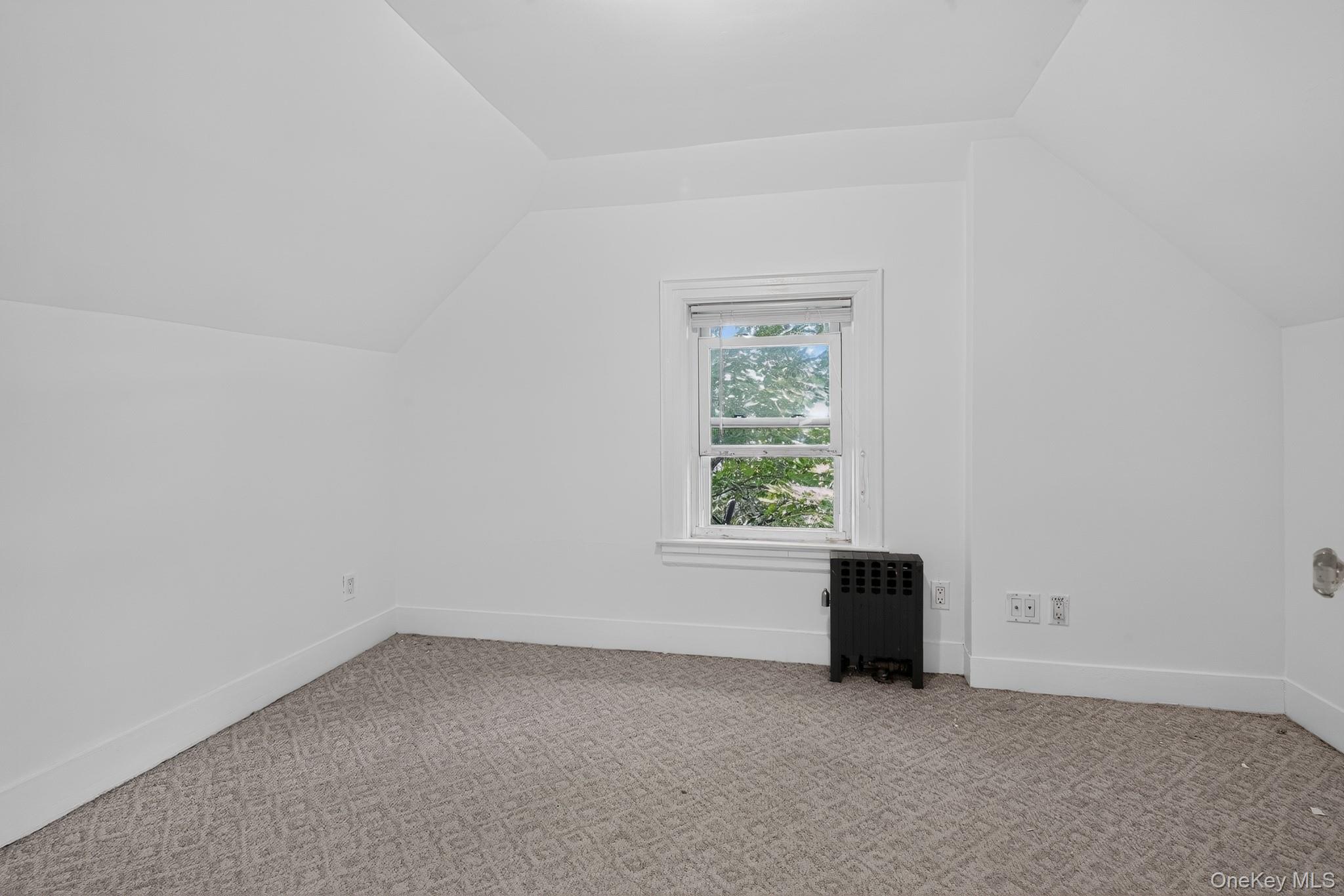 24640 Alameda Avenue – For Sale photo 15
