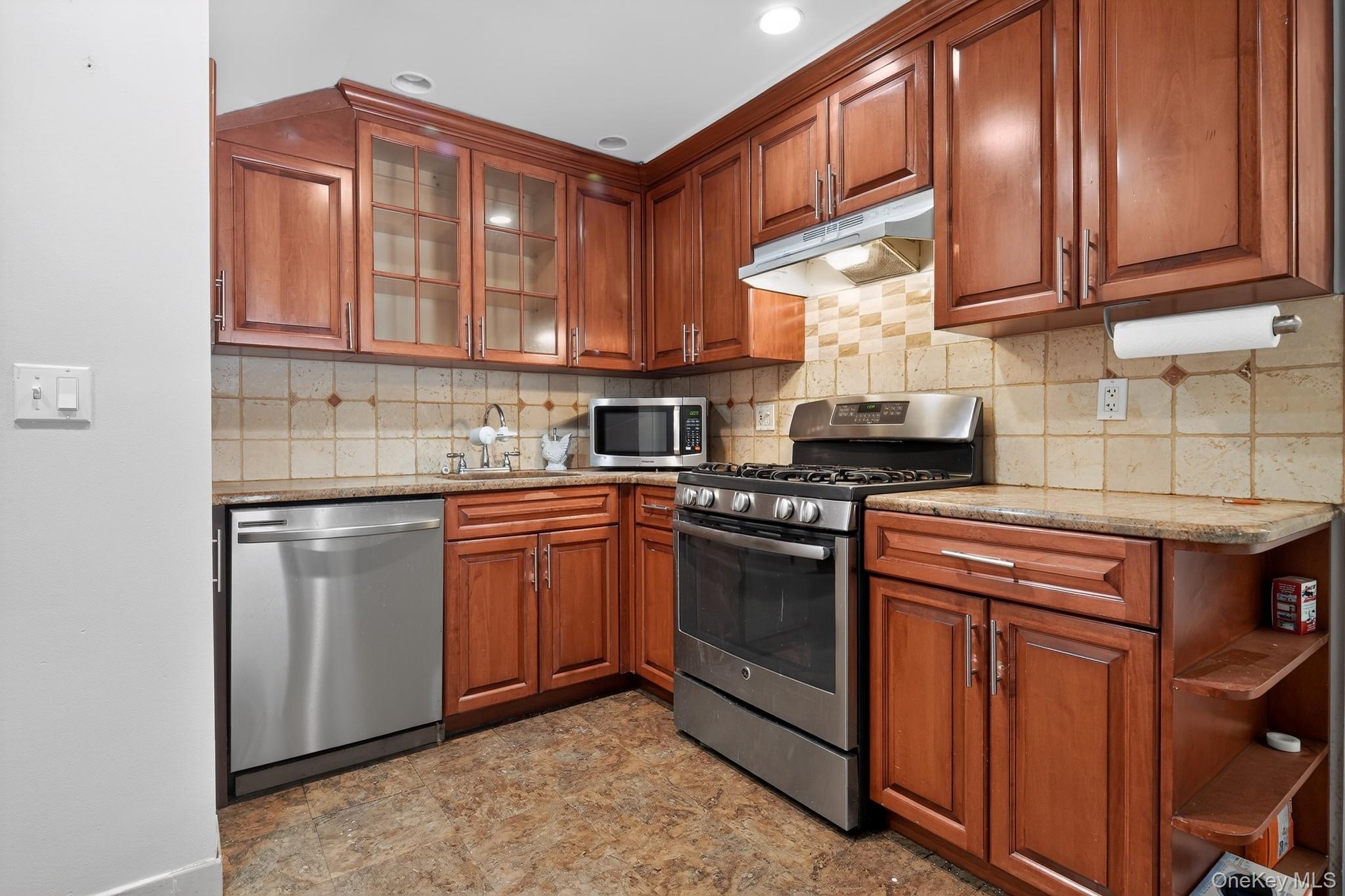 24640 Alameda Avenue – For Sale photo 10