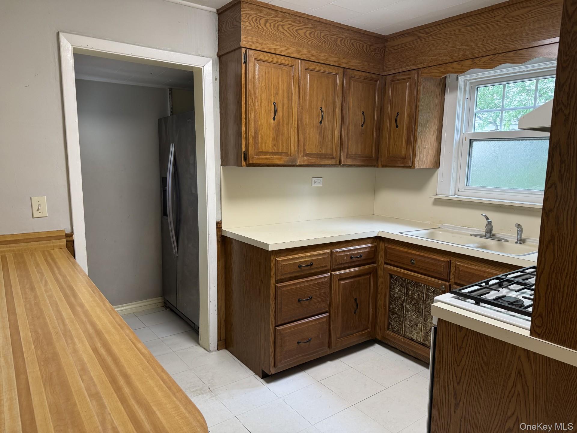 22 Irma Avenue – For Rent photo 10