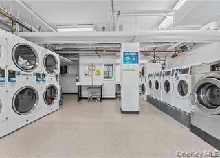 9 Fordham Hill Oval, Unit 11C photo 6