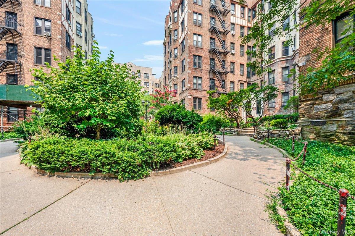 758 Brady Court, Unit 214