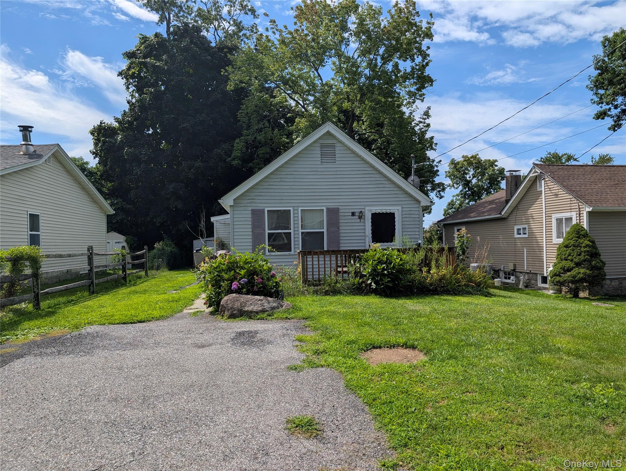 13 Lowell Road – For Sale photo 2