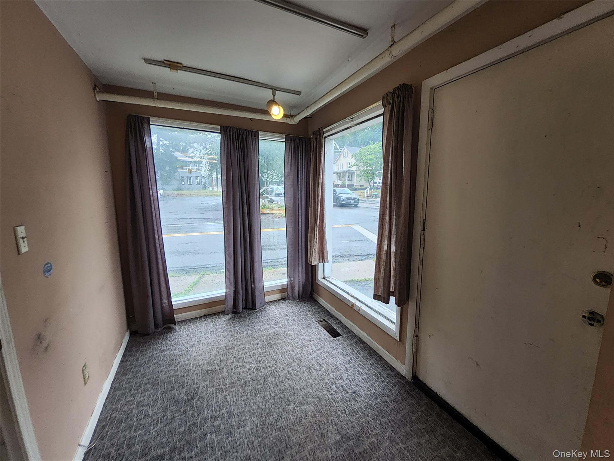 109 Orange Avenue – For Rent photo 8