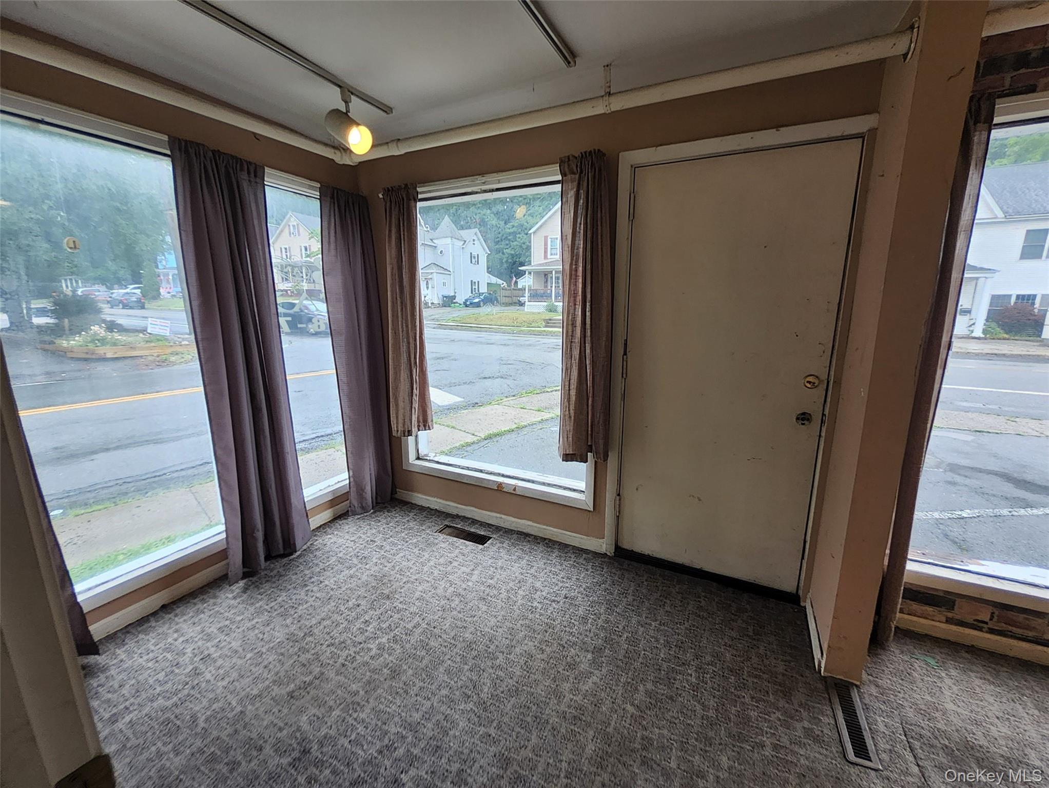 109 Orange Avenue – For Rent photo 6