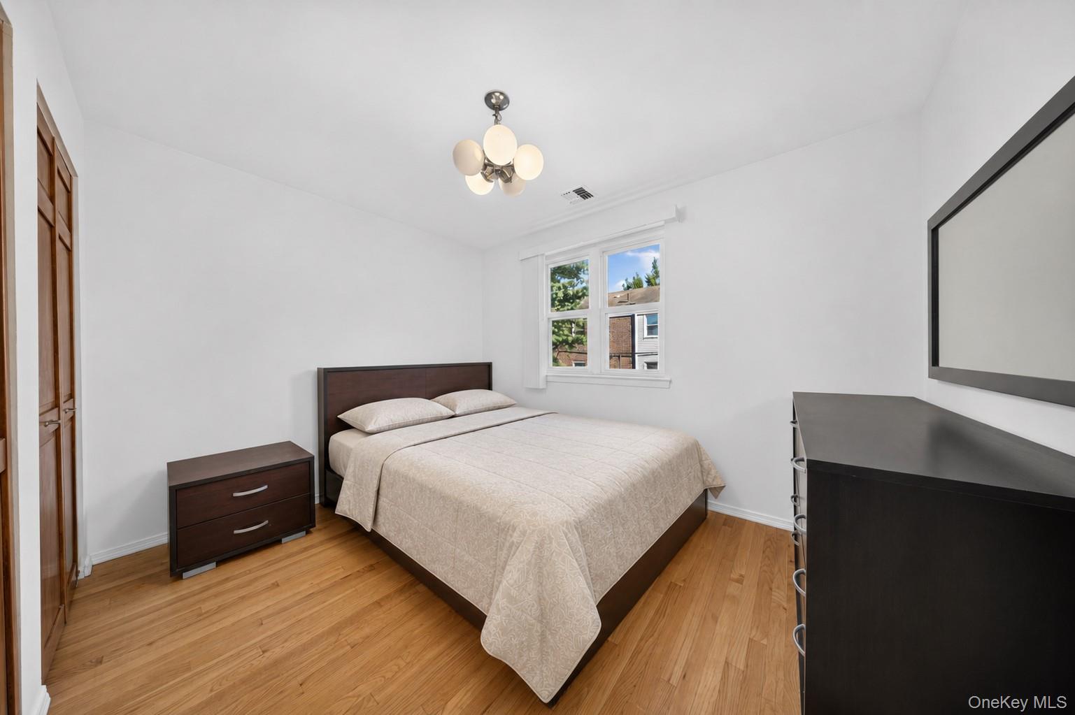 6861 Cloverdale Boulevard, Unit 108 photo 9