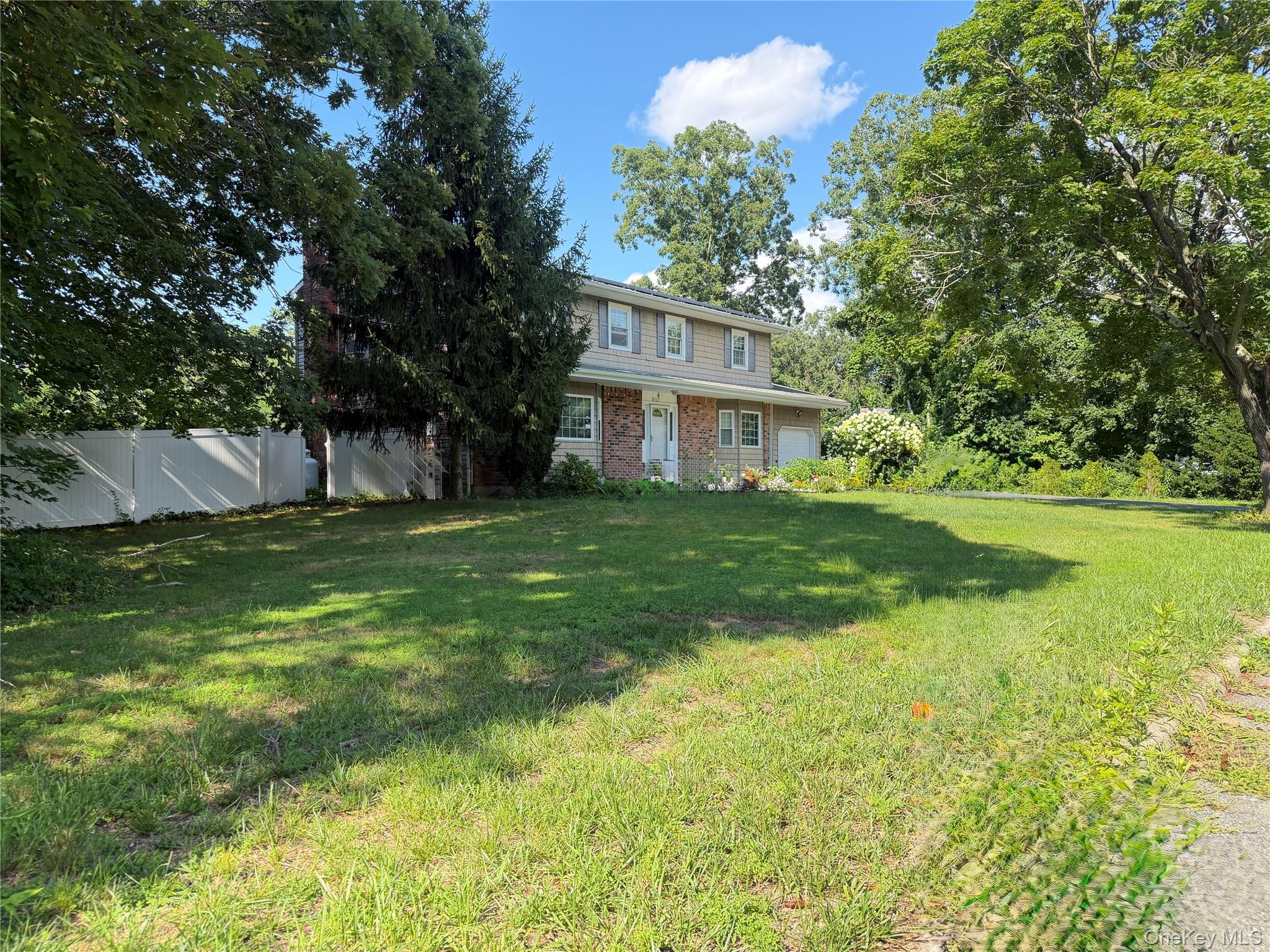 7 Estates Drive – For Sale photo 3
