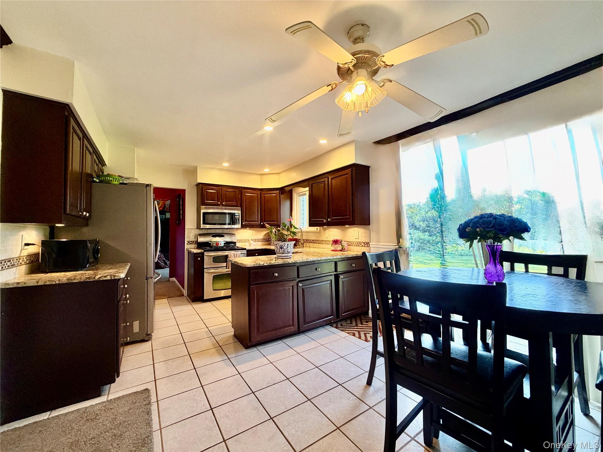 7 Estates Drive – For Sale photo 19