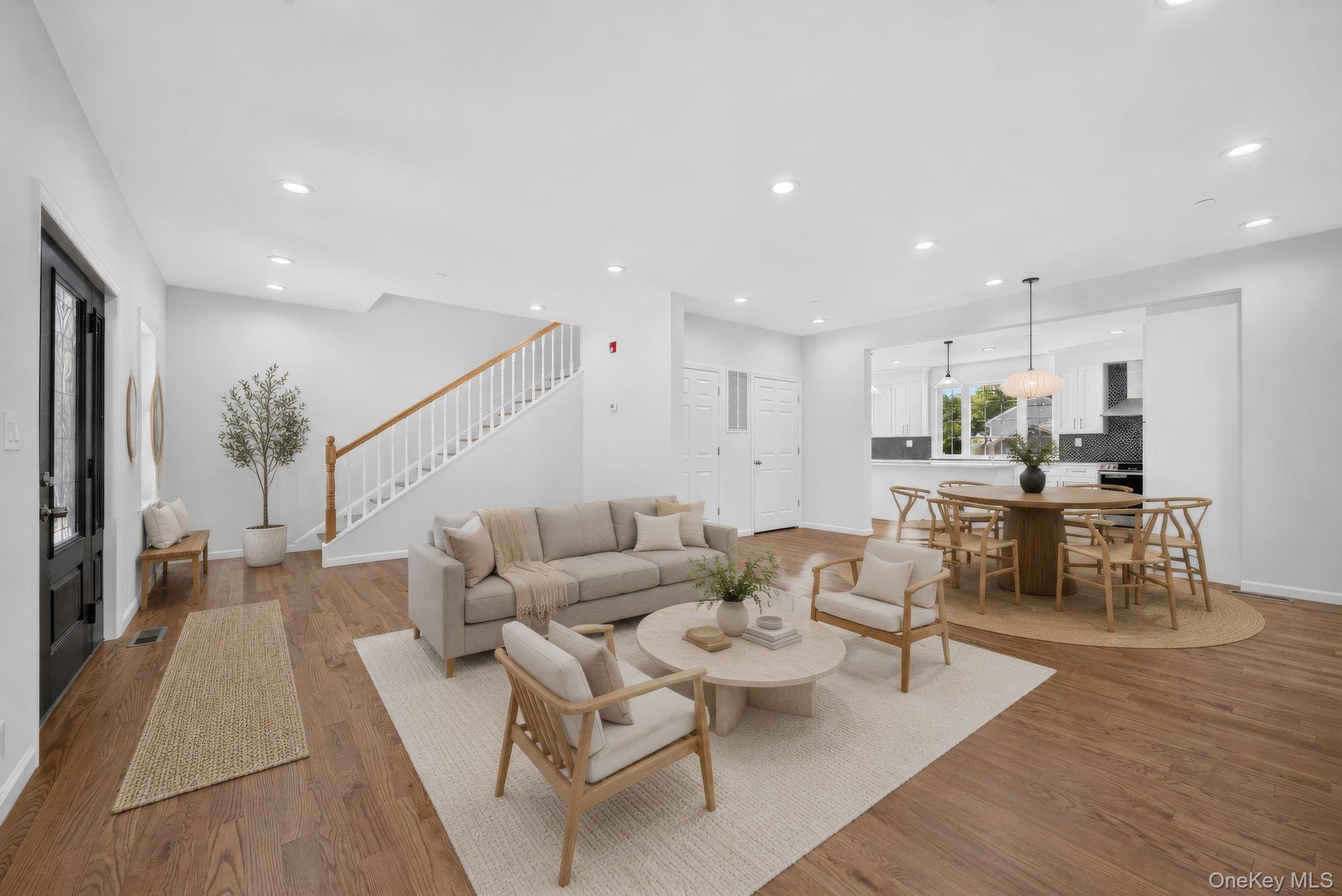10 Beaver Landing – For Sale photo 4