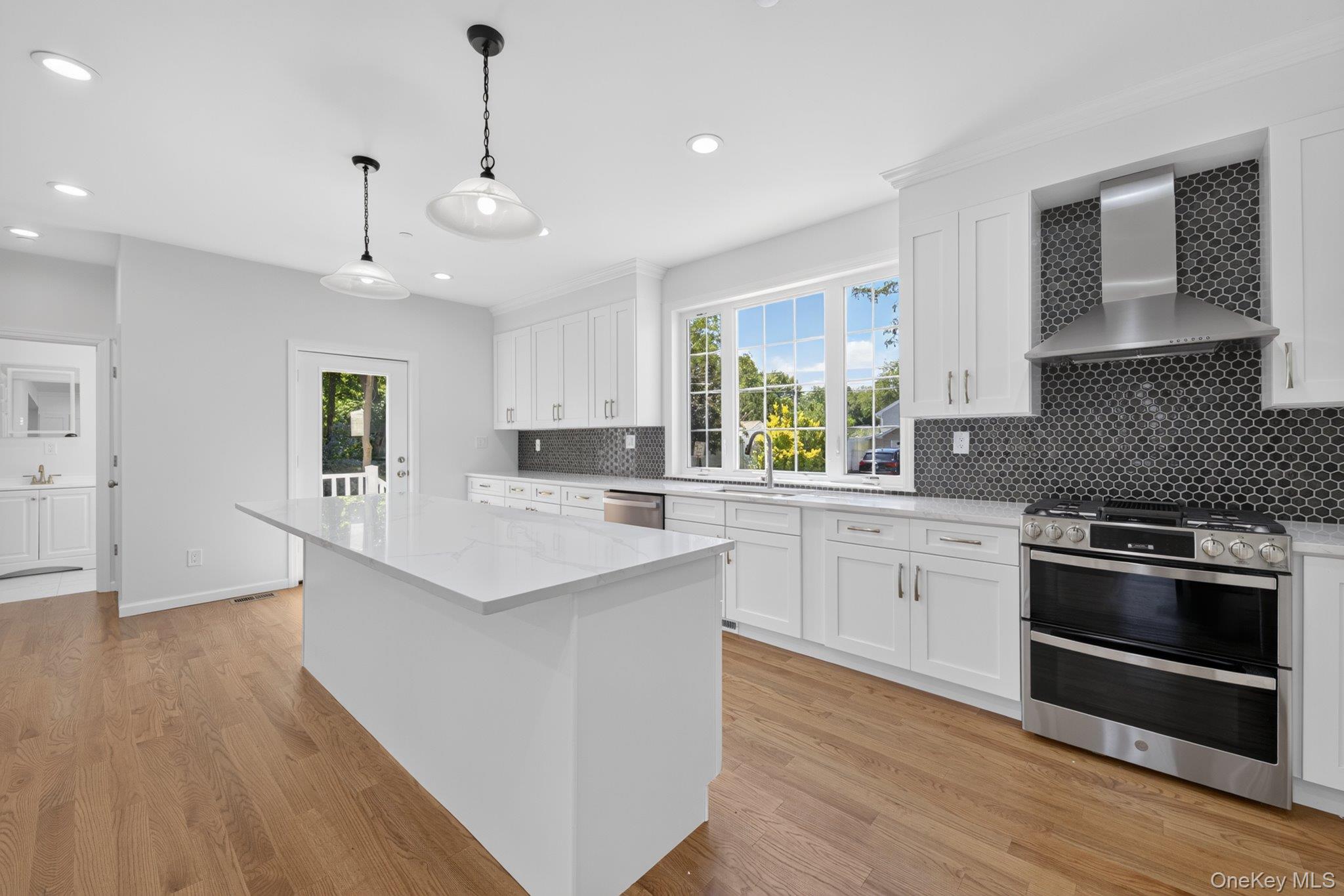 10 Beaver Landing – For Sale photo 9