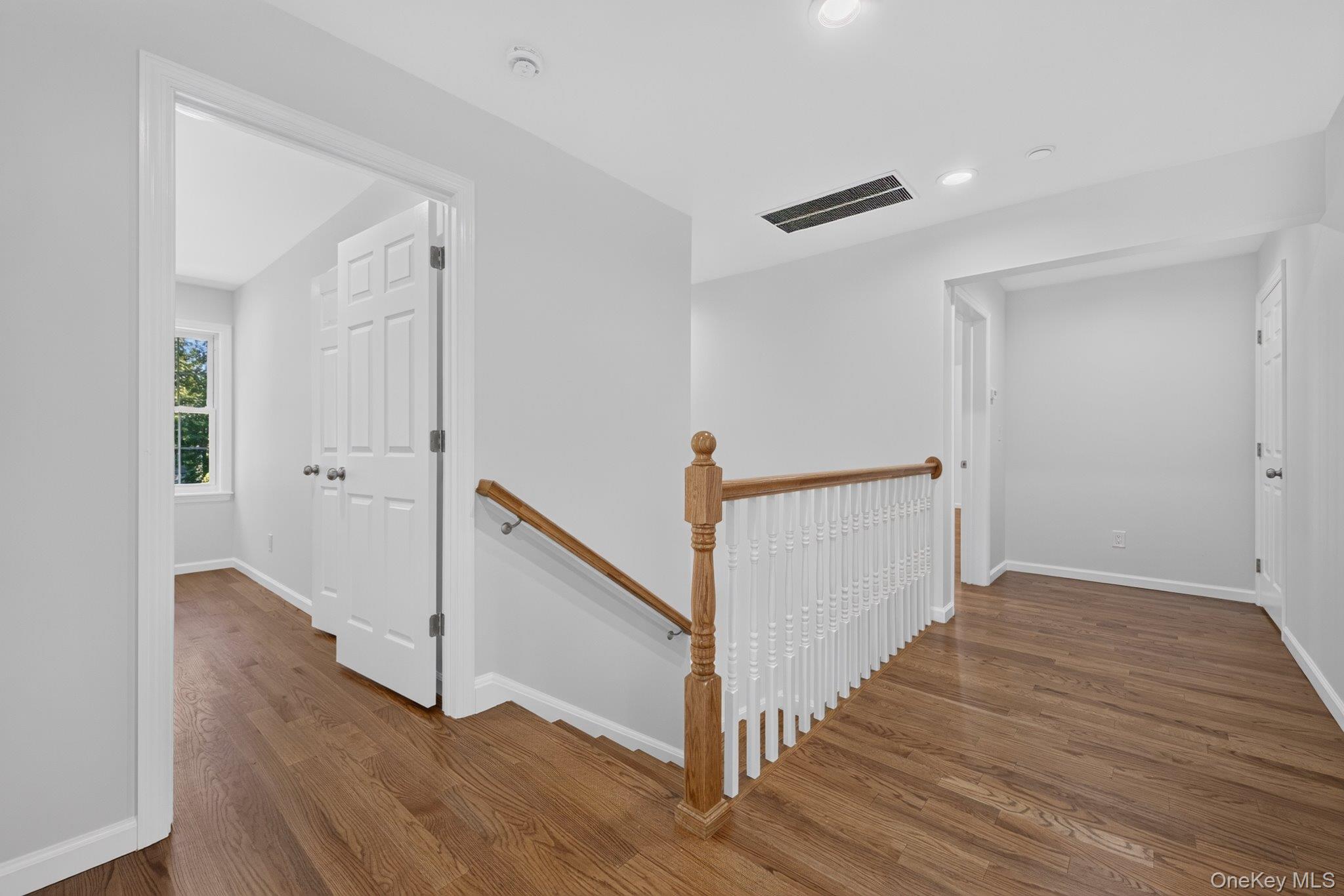 10 Beaver Landing – For Sale photo 14